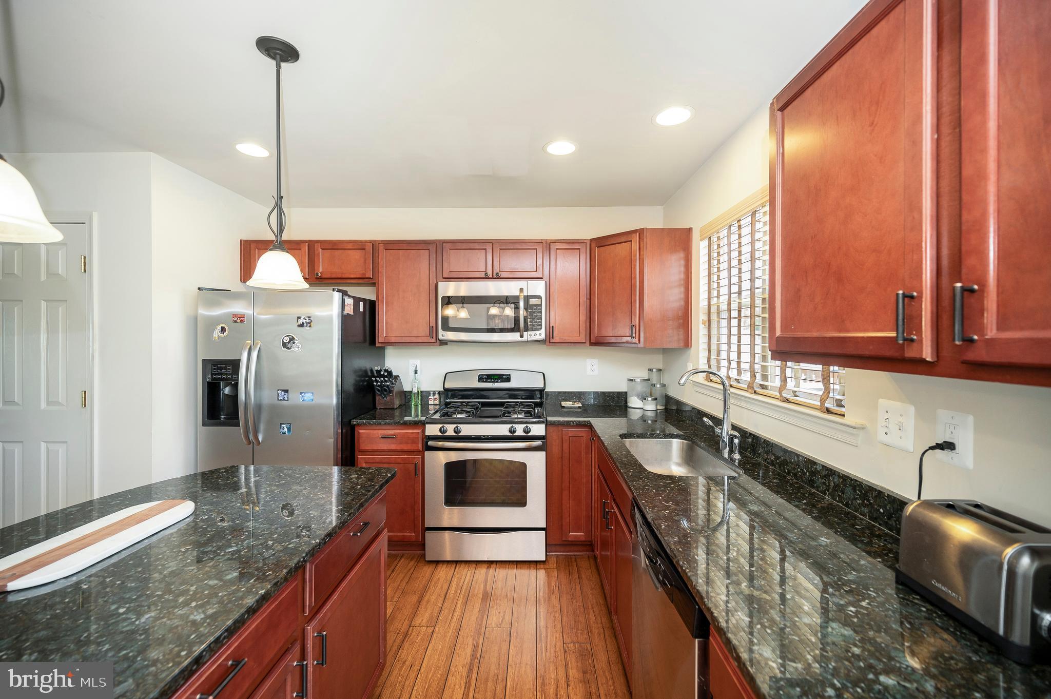 WILDERNESS SHORES - Residential