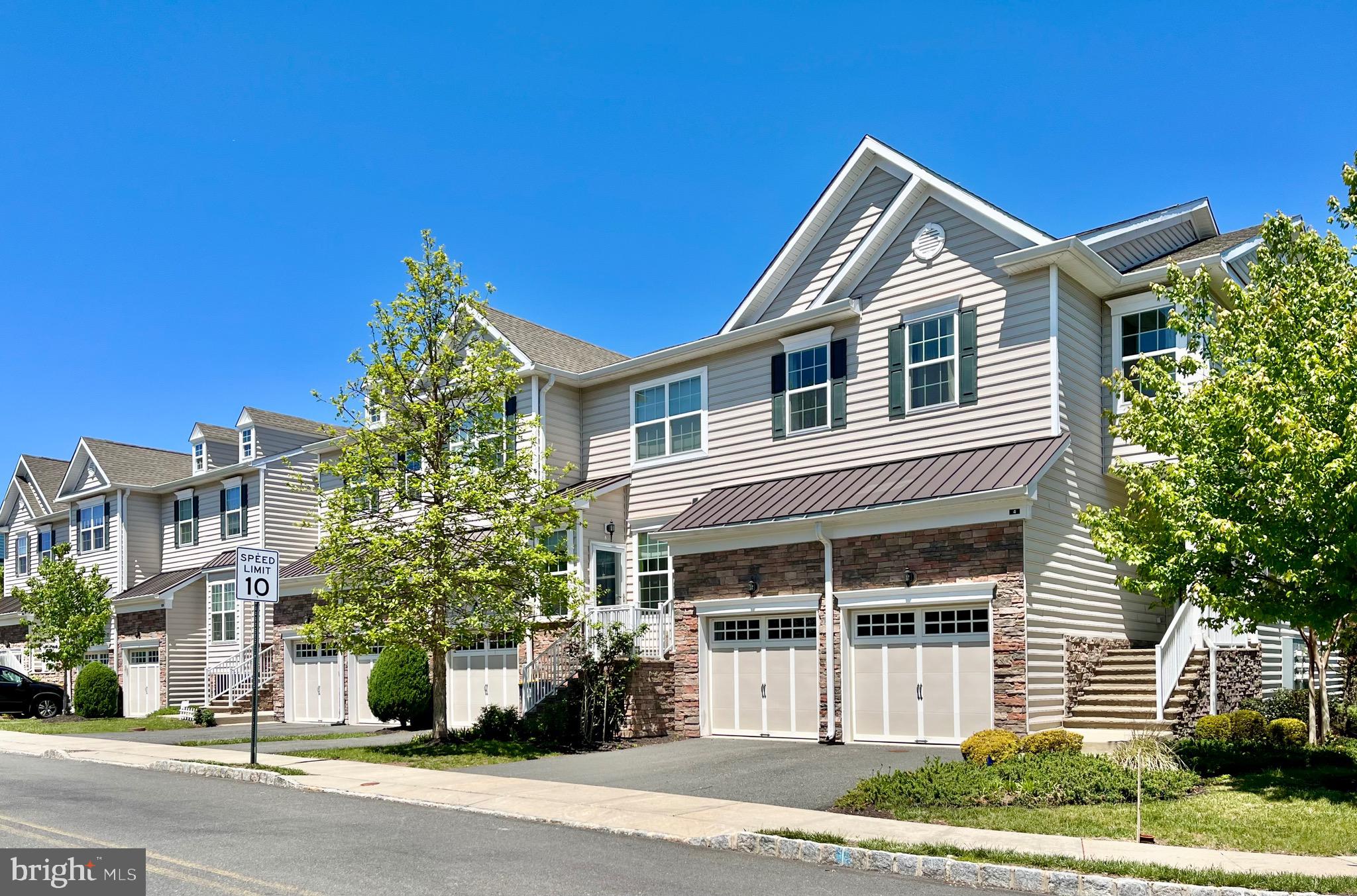 4 BRAEBURN DRIVE
