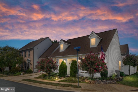 Photo of 43742 Cadbury Terrace, ASHBURN, VA 20147 (MLS # VALO2136512)