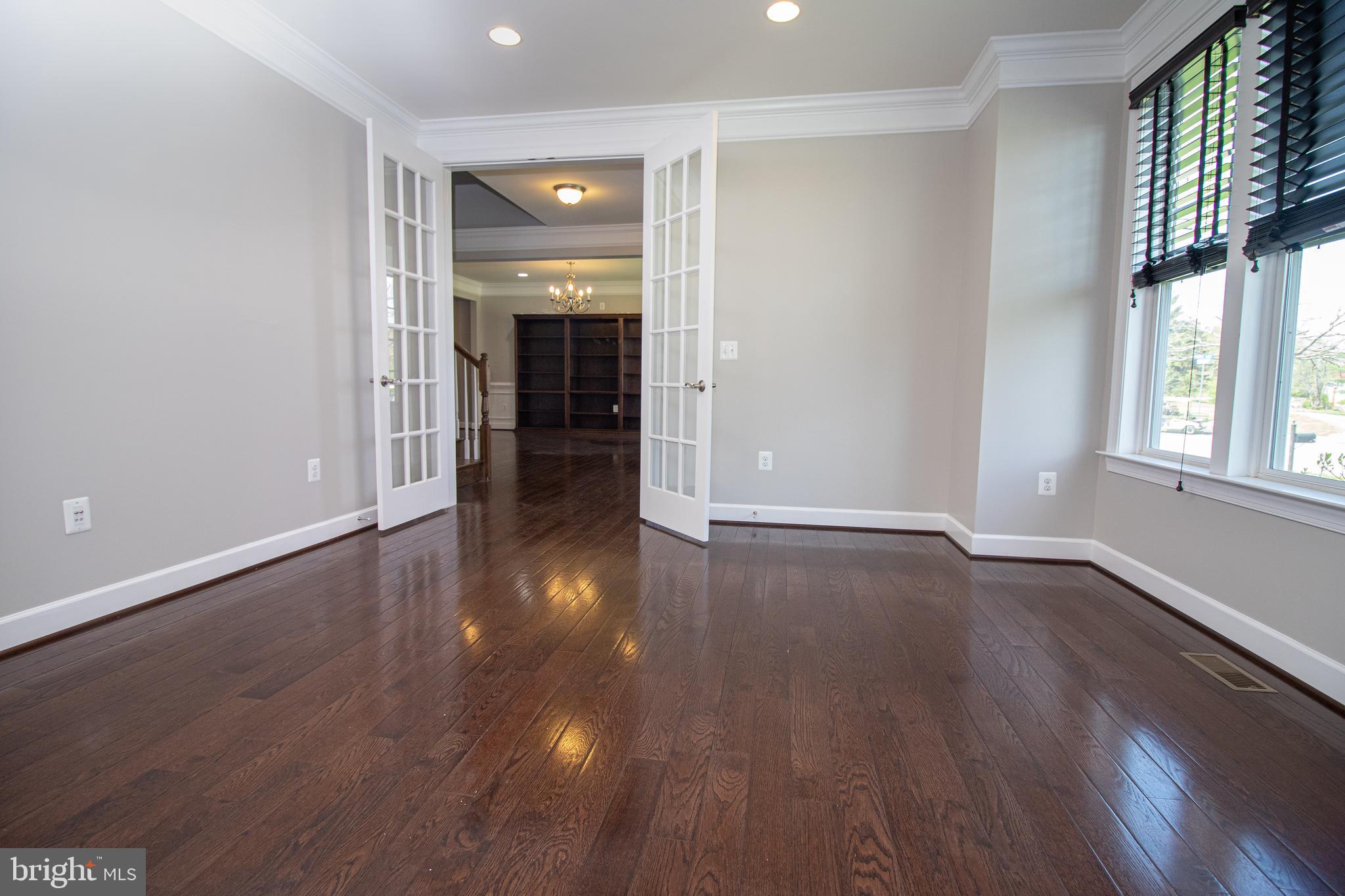 HISTORIC SELMA ESTATES - Residential