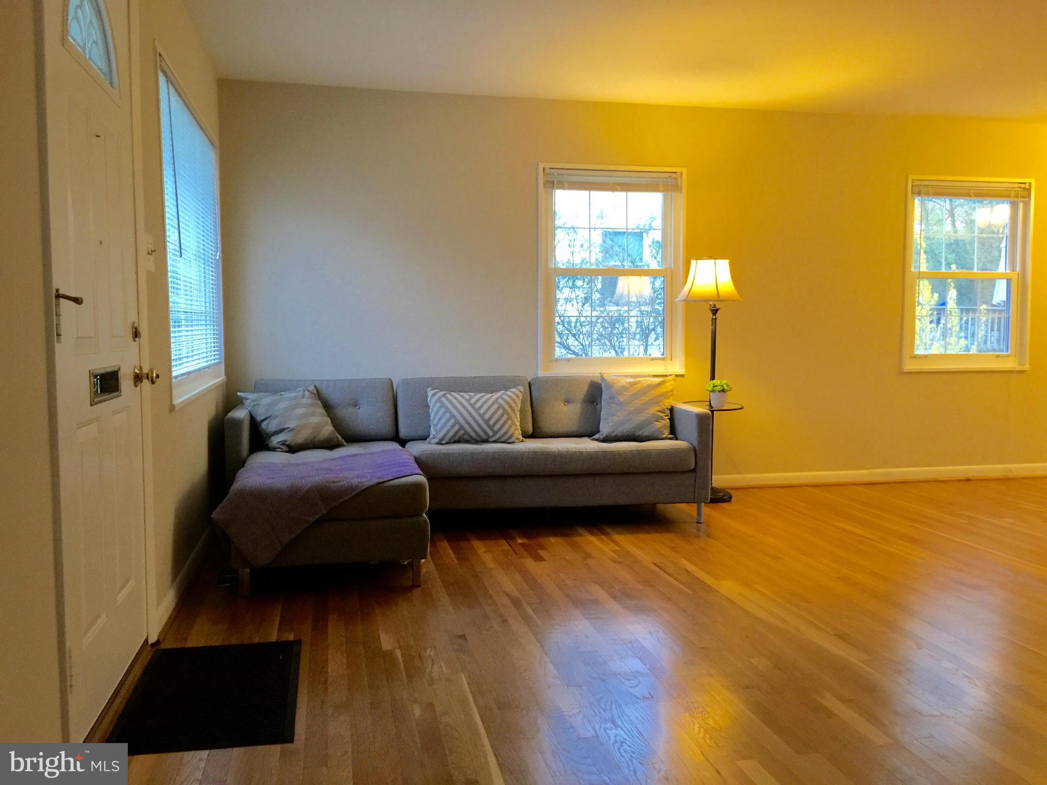 PIMMIT HILLS - Residential Lease