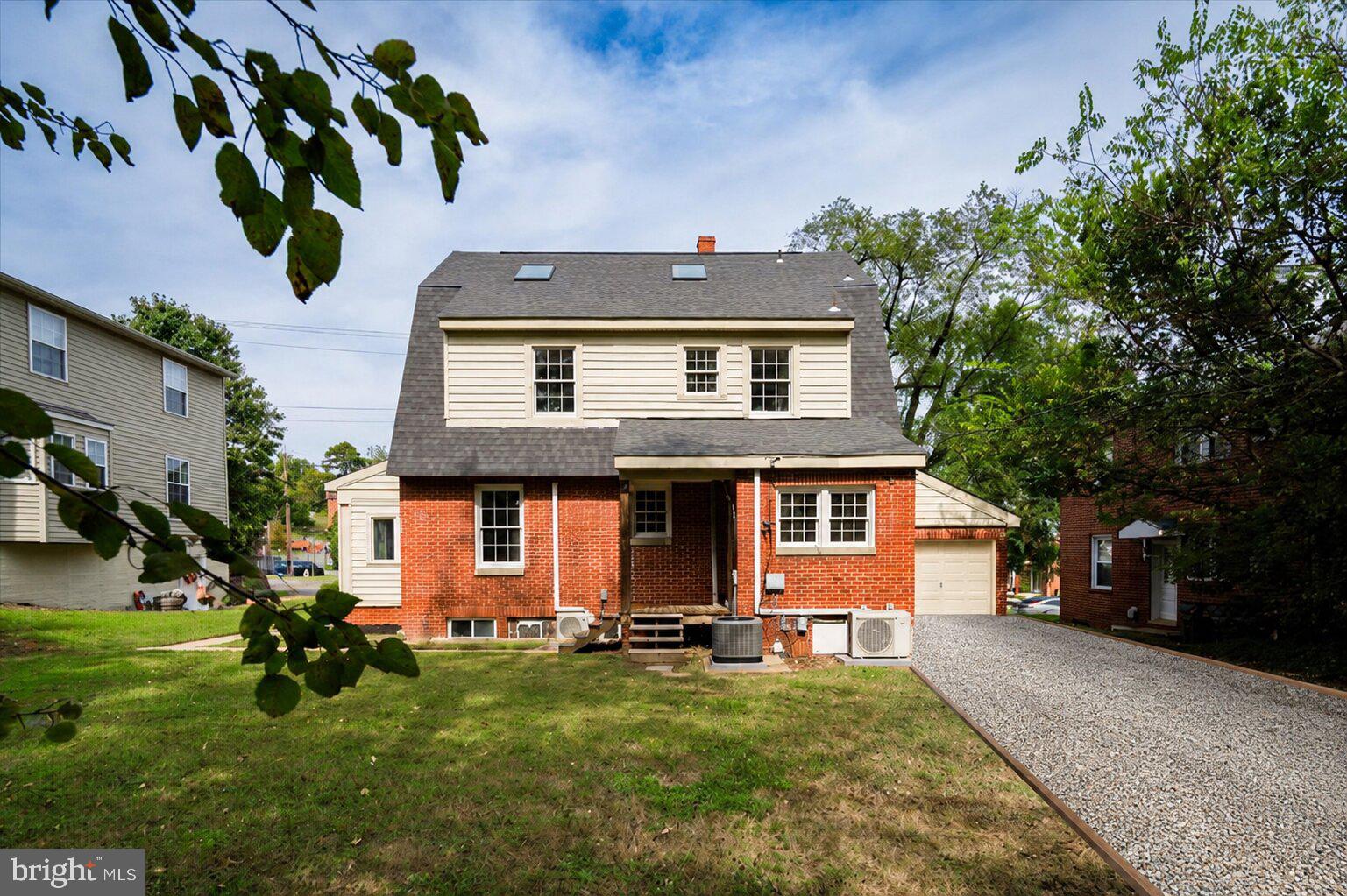 918 WILLIAM STREET