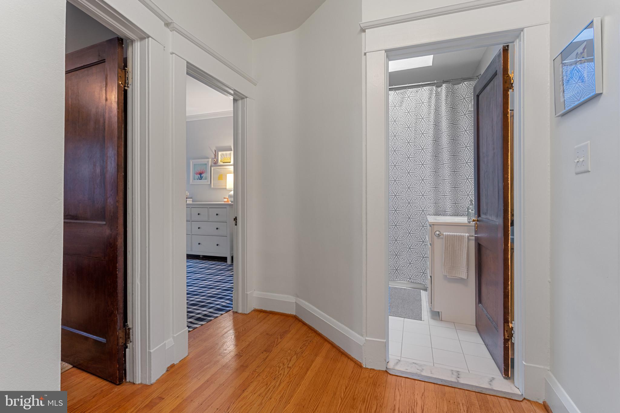 ROLAND PARK - Residential