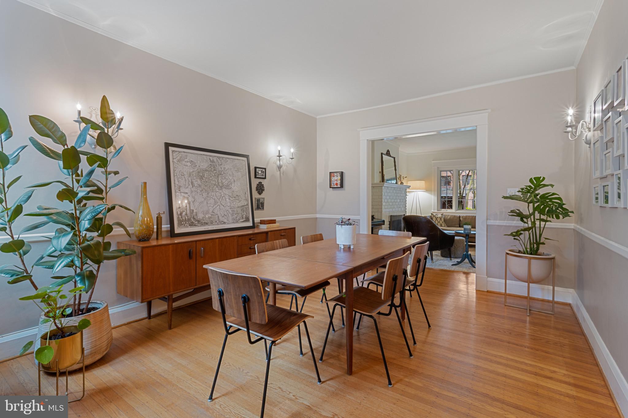 ROLAND PARK - Residential