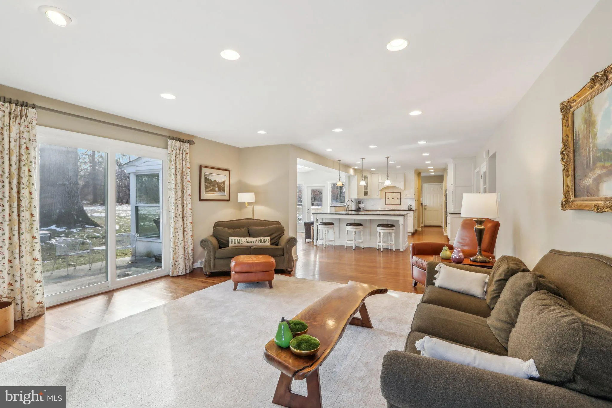 Berwyn, Pennsylvania 19312, United States, 4 Bedrooms Bedrooms, ,3 BathroomsBathrooms,Residential,Contingent,10900