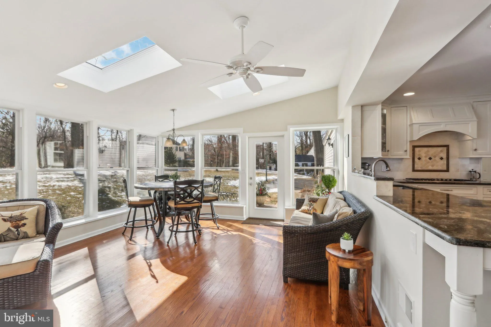 Berwyn, Pennsylvania 19312, United States, 4 Bedrooms Bedrooms, ,3 BathroomsBathrooms,Residential,Contingent,10900