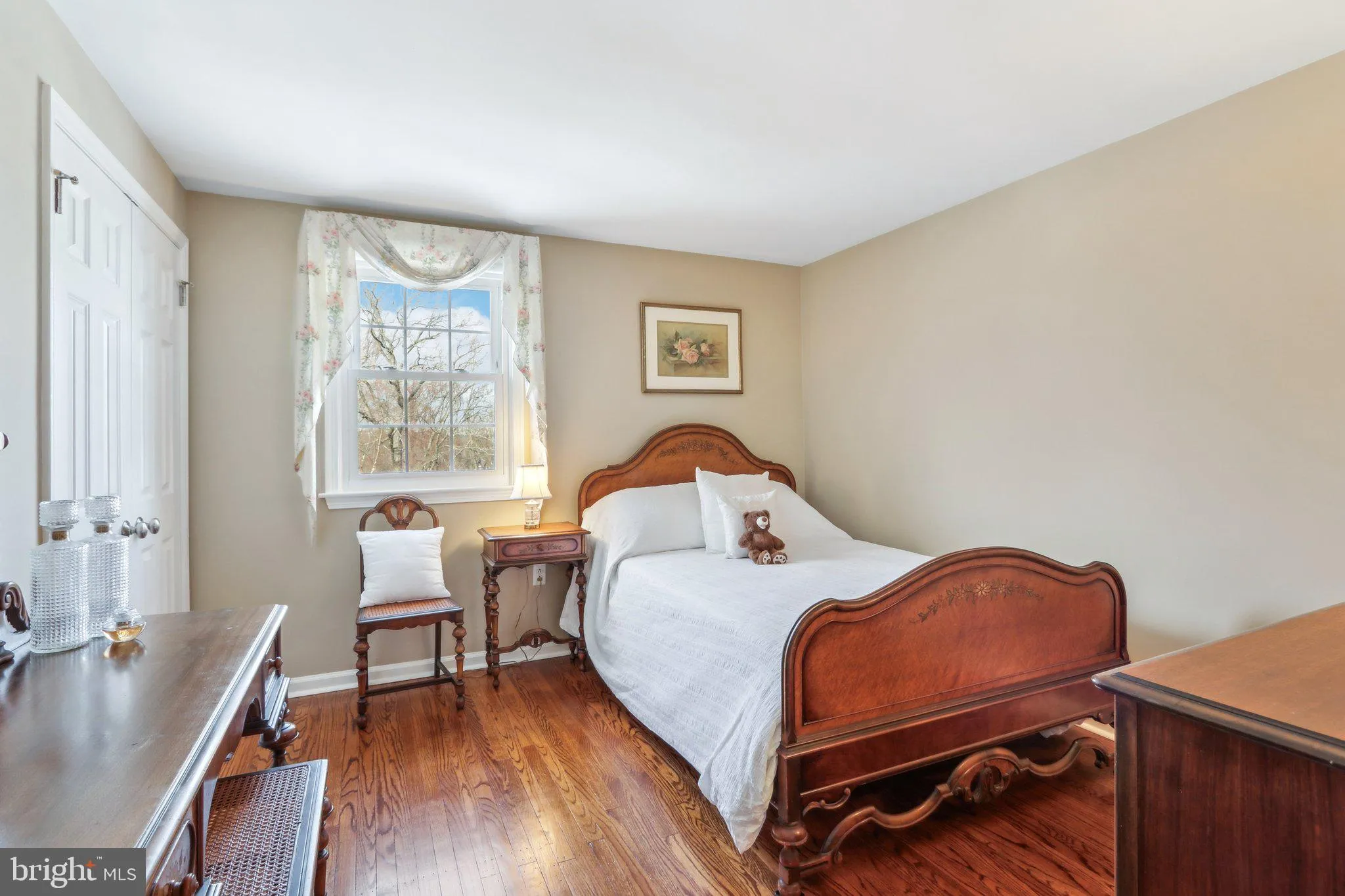 Berwyn, Pennsylvania 19312, United States, 4 Bedrooms Bedrooms, ,3 BathroomsBathrooms,Residential,Contingent,10900