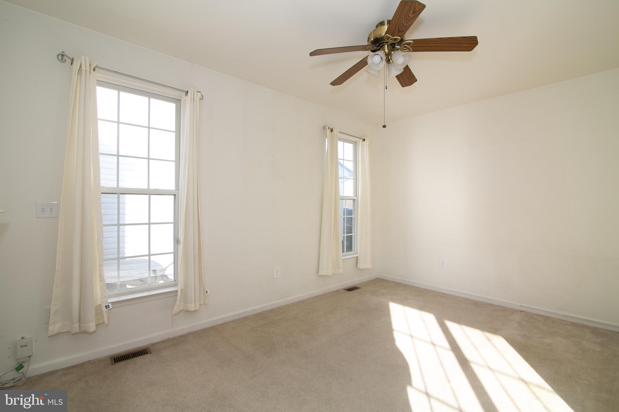 SALEM FIELDS - Residential