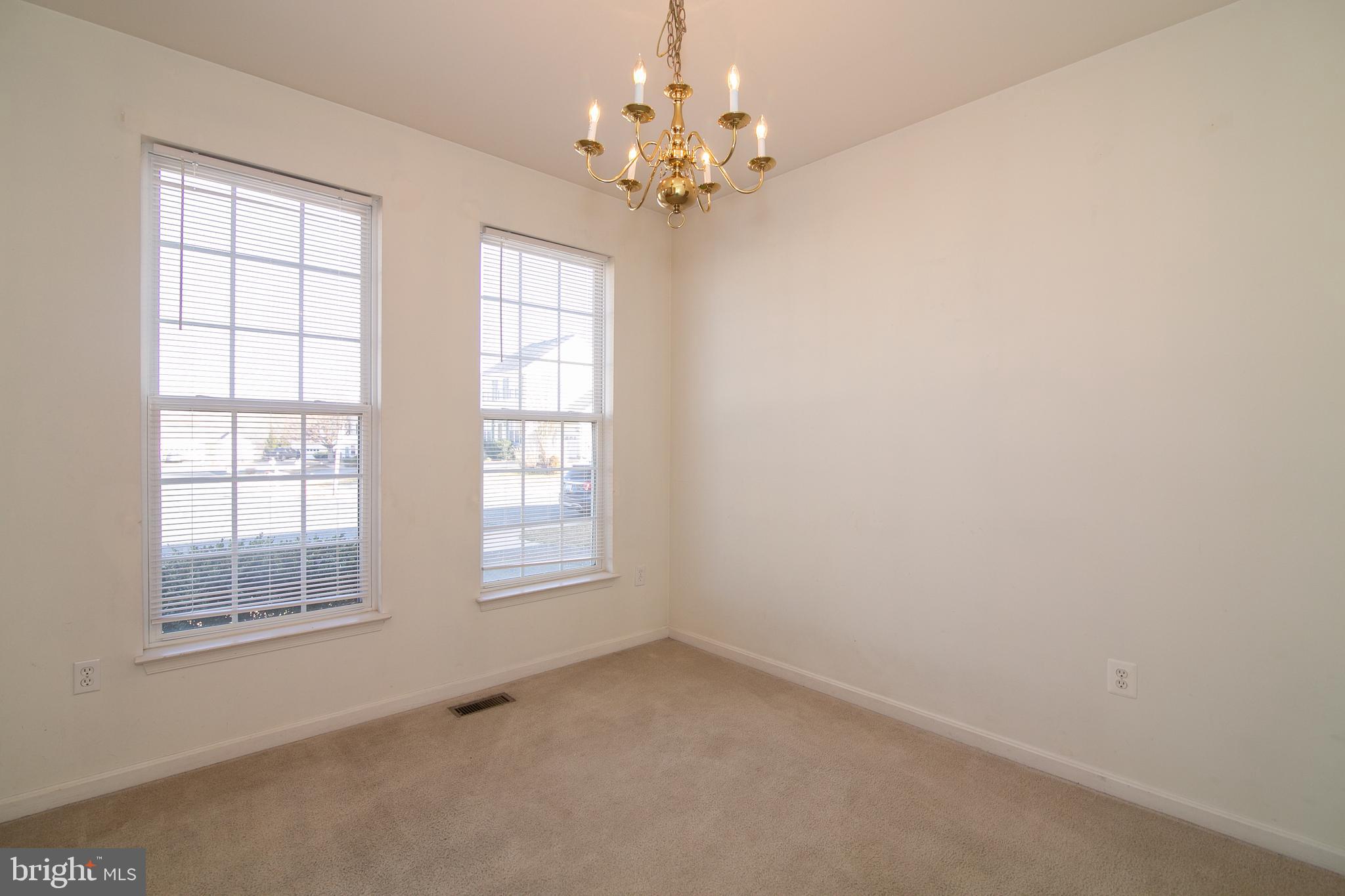 SALEM FIELDS - Residential