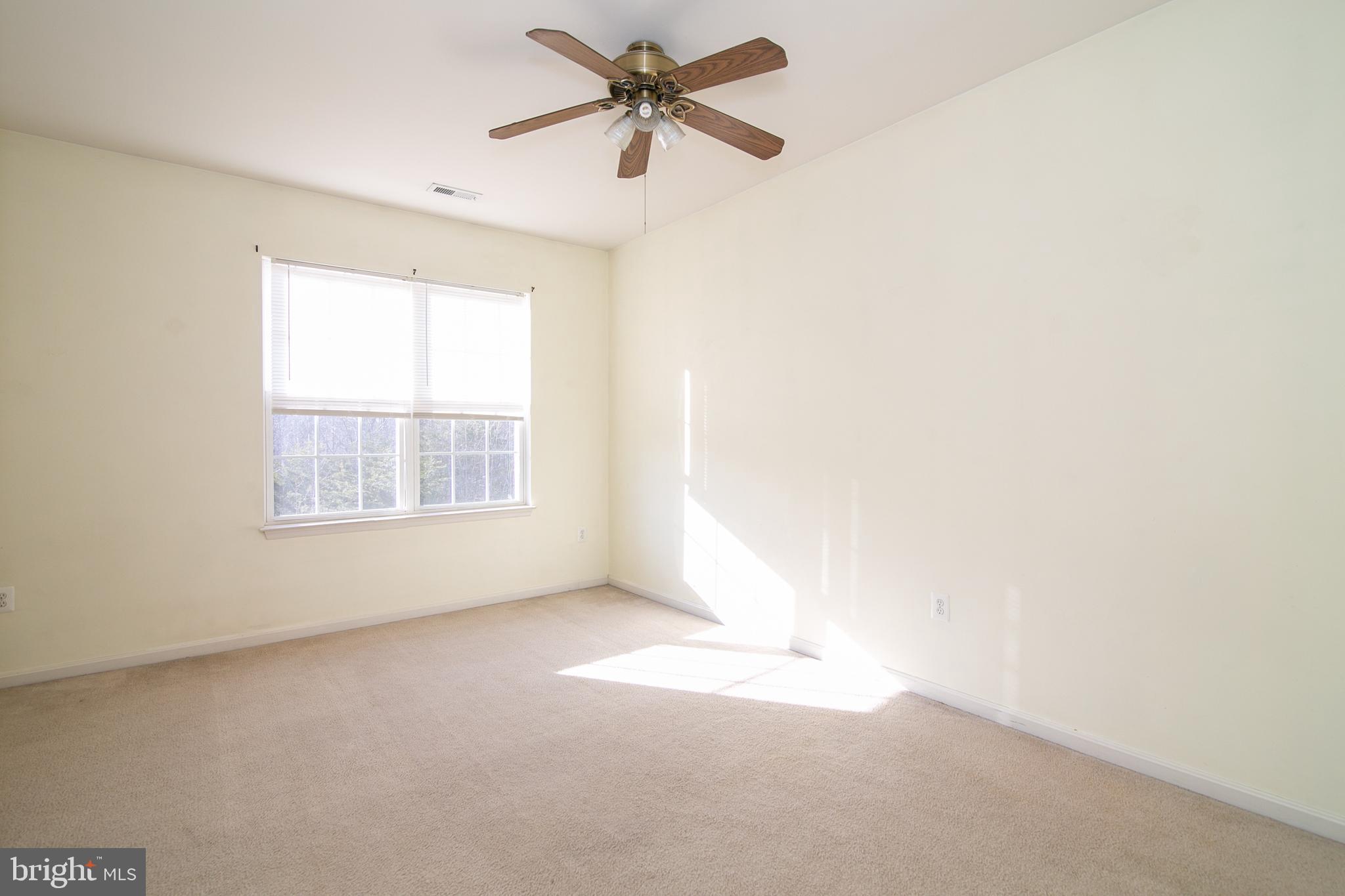 SALEM FIELDS - Residential