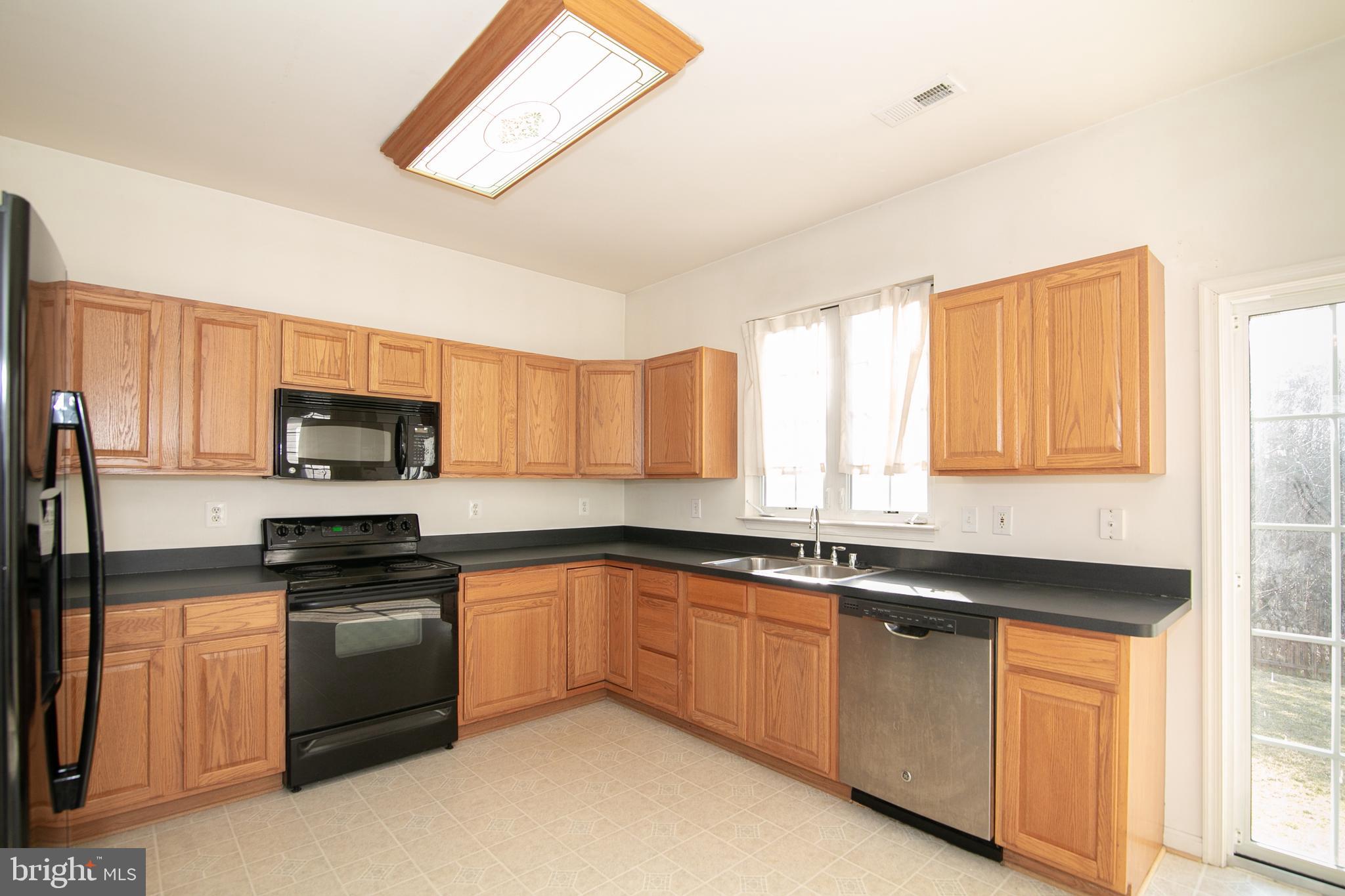 SALEM FIELDS - Residential