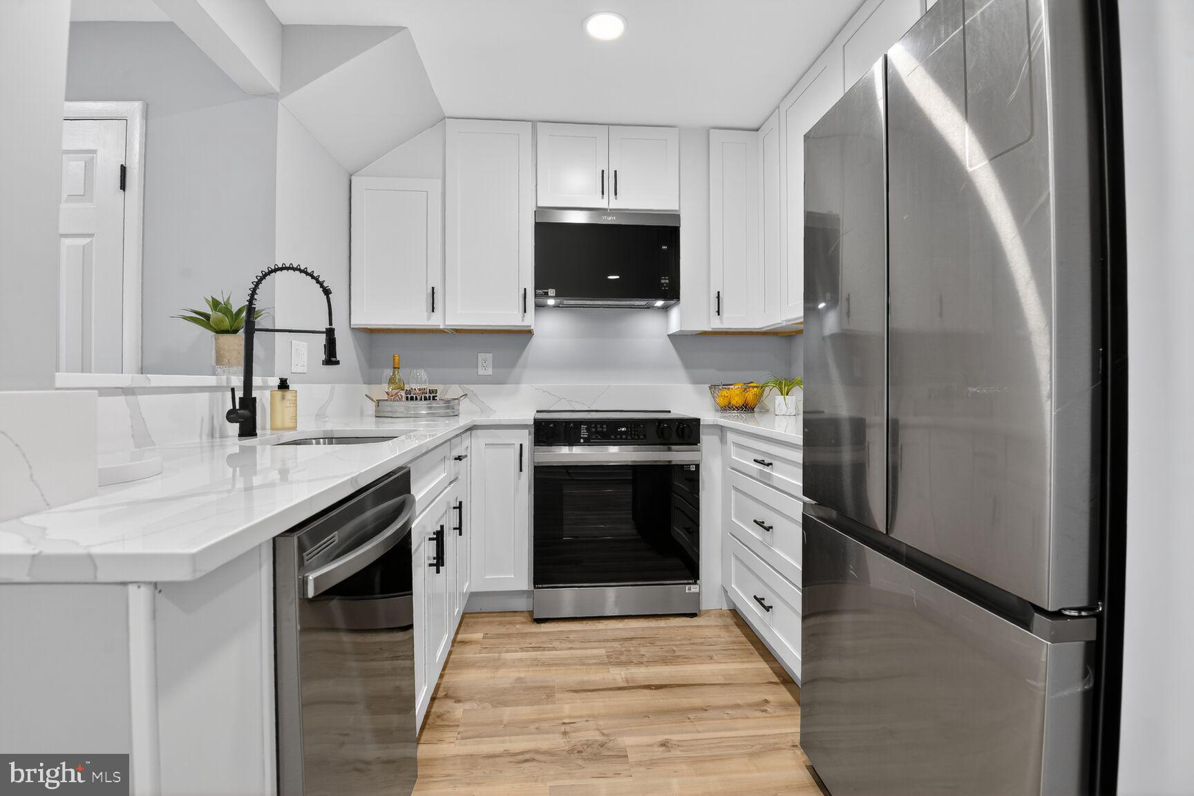 11407 HAWKS RIDGE TERRACE 77