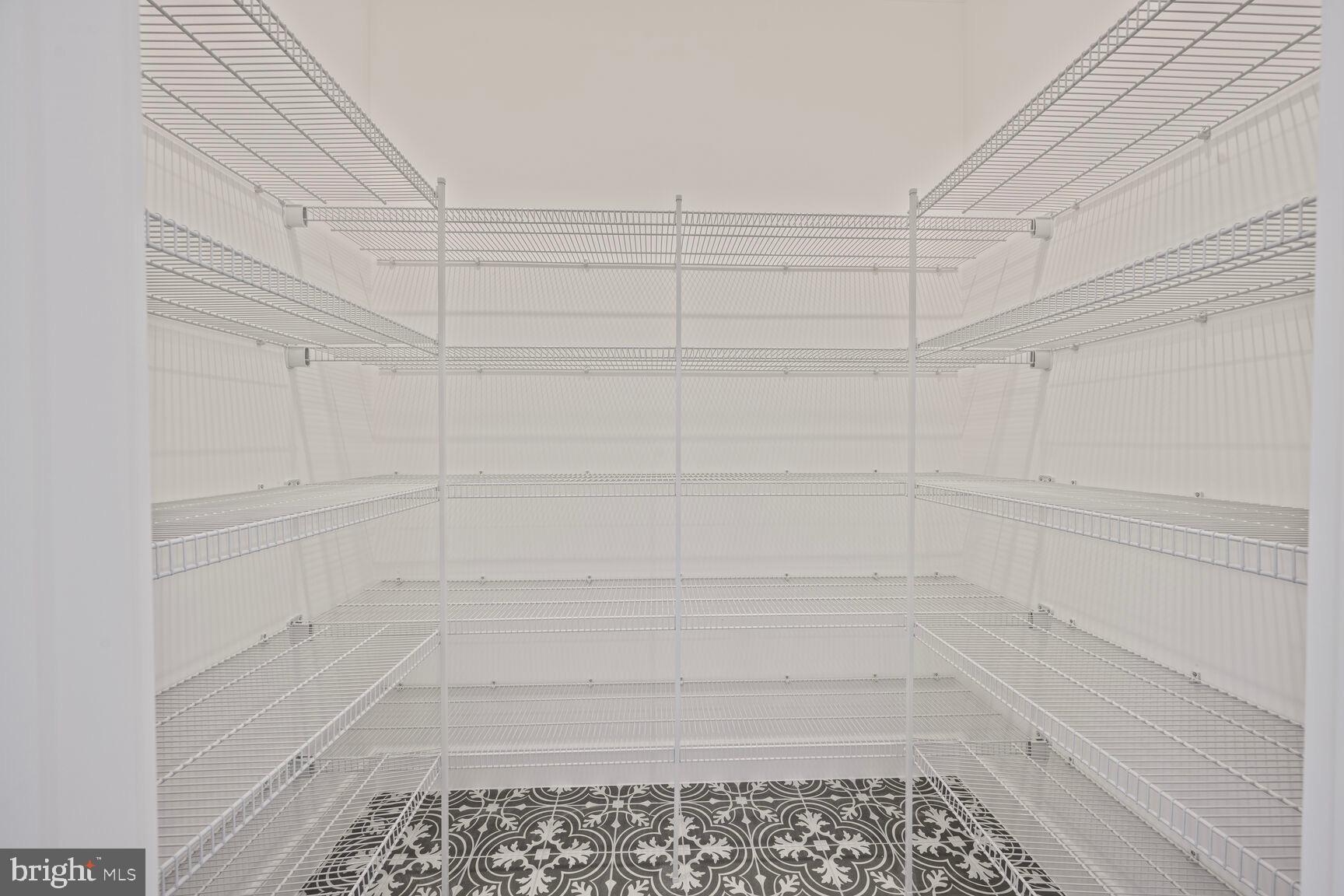 BROYHILL HEIGHTS - Residential