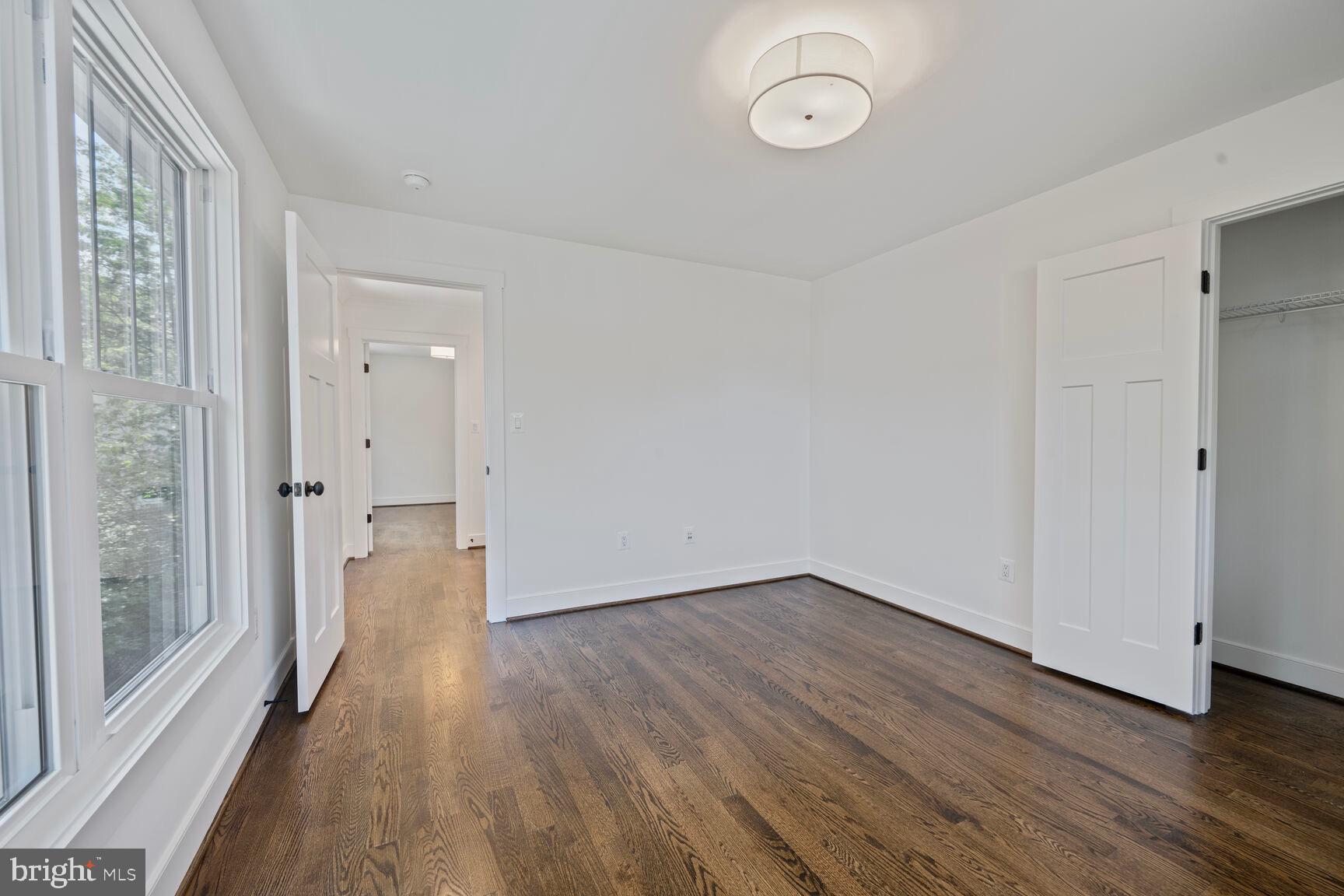 BROYHILL HEIGHTS - Residential