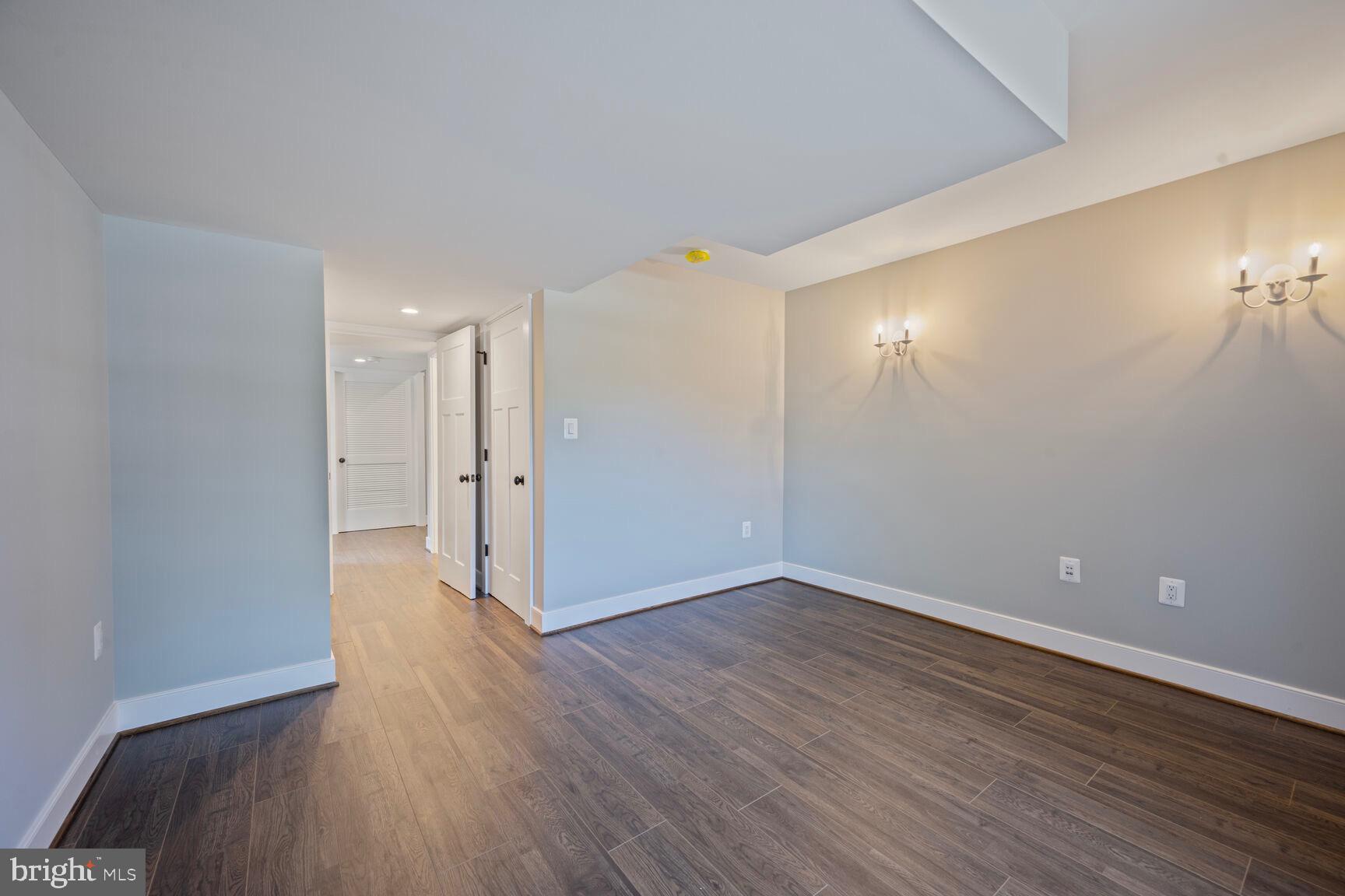 BROYHILL HEIGHTS - Residential