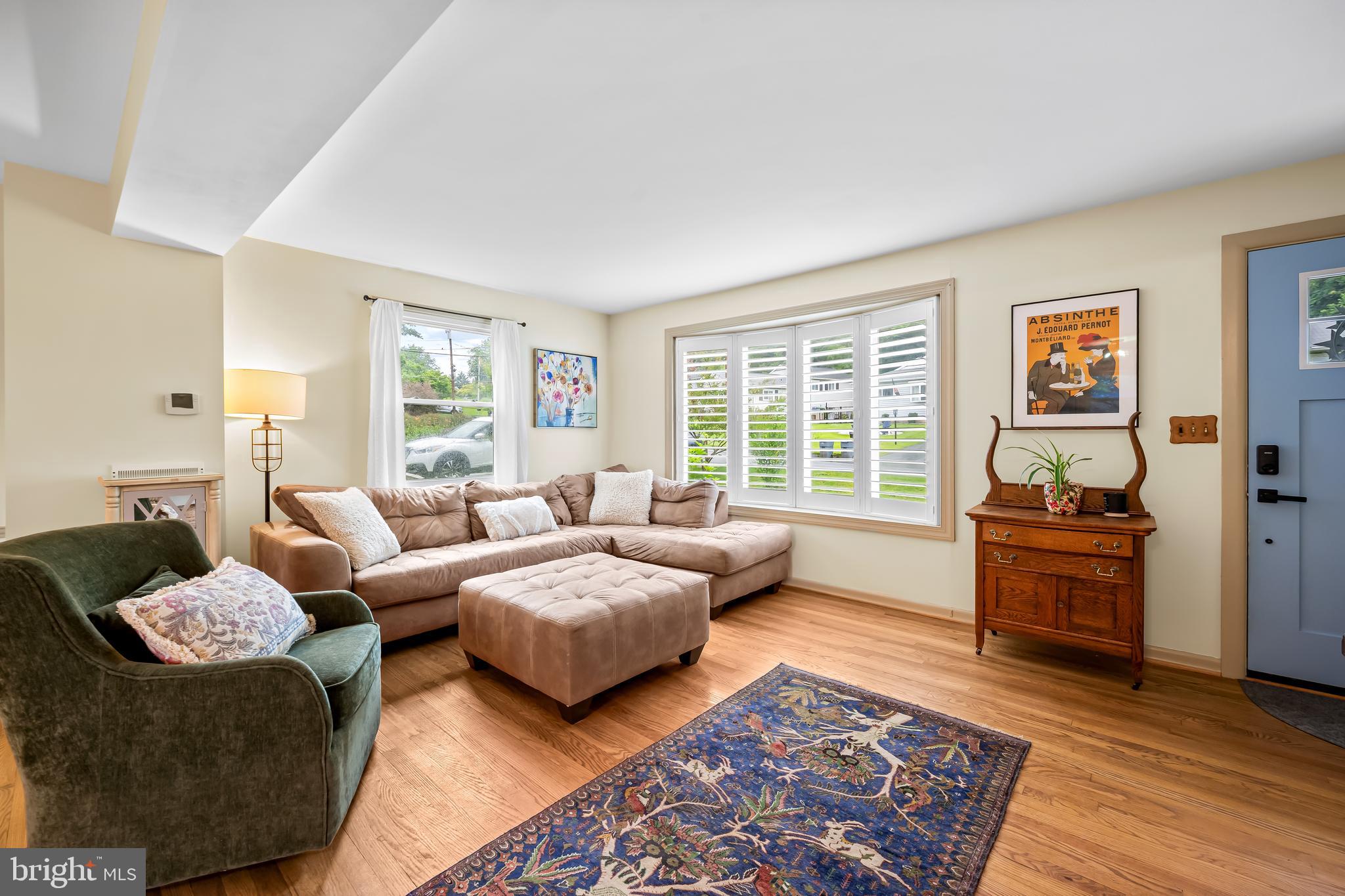229 DAWSON DRIVE
