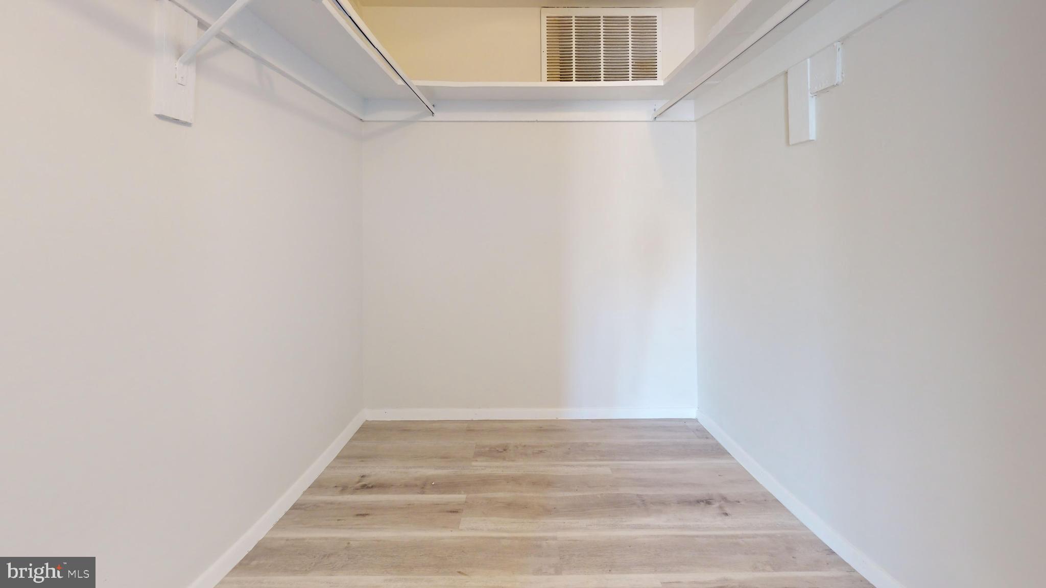 HUNTINGTON CLUB - Residential