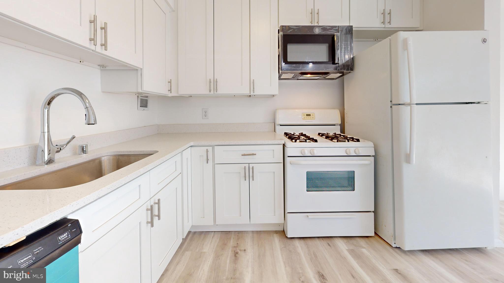 HUNTINGTON CLUB - Residential