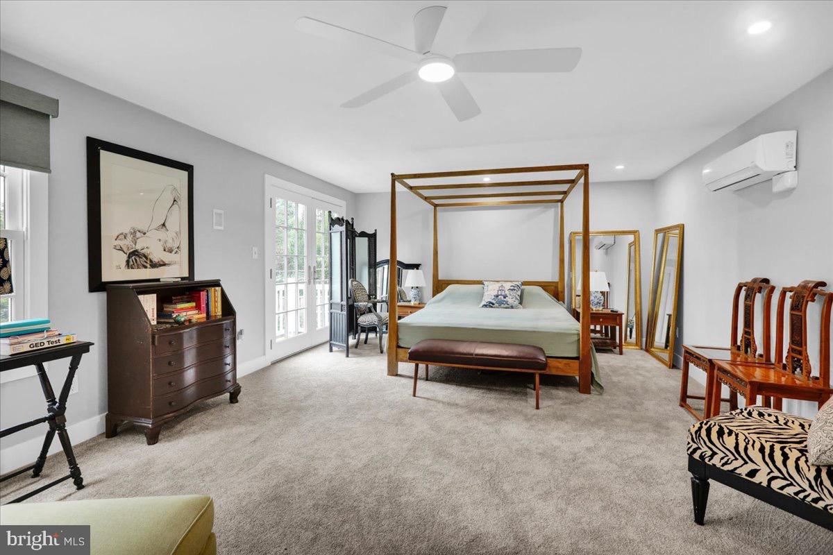 SCHOOL LANE HILLS - Residential