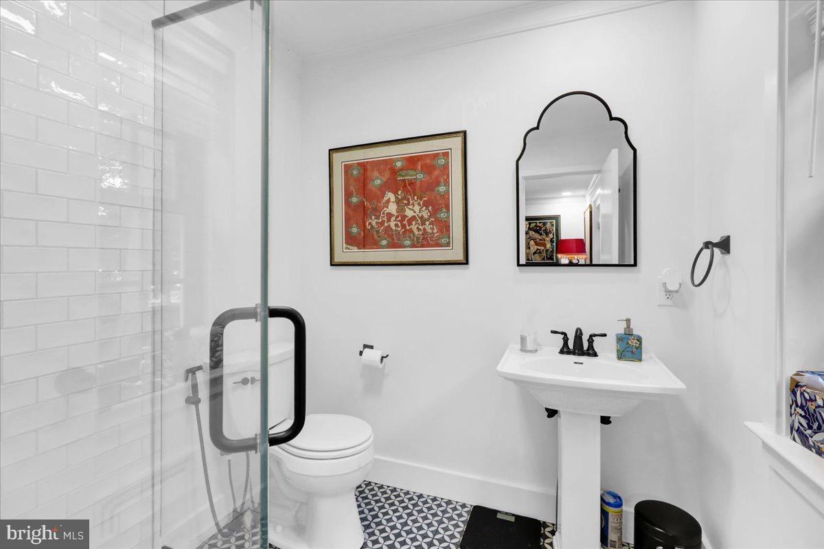 SCHOOL LANE HILLS - Residential