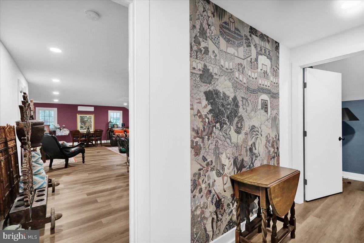 SCHOOL LANE HILLS - Residential