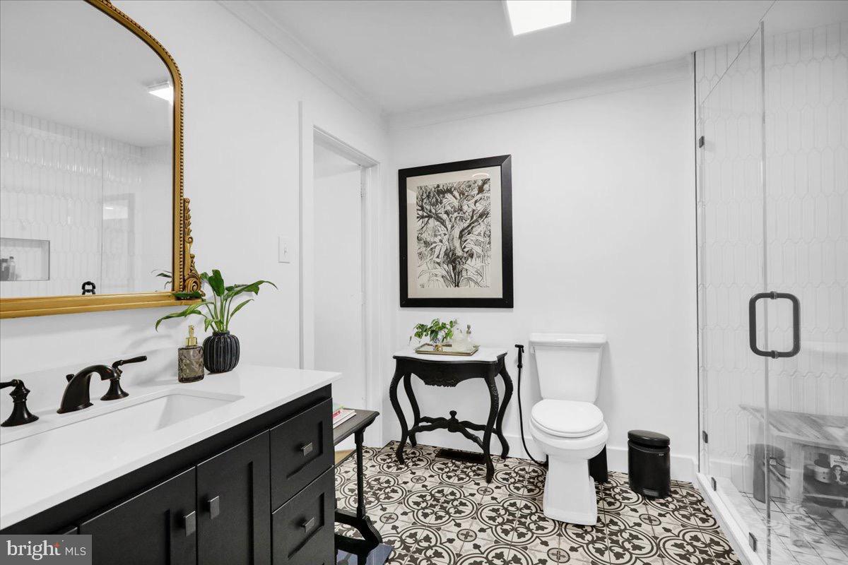 SCHOOL LANE HILLS - Residential