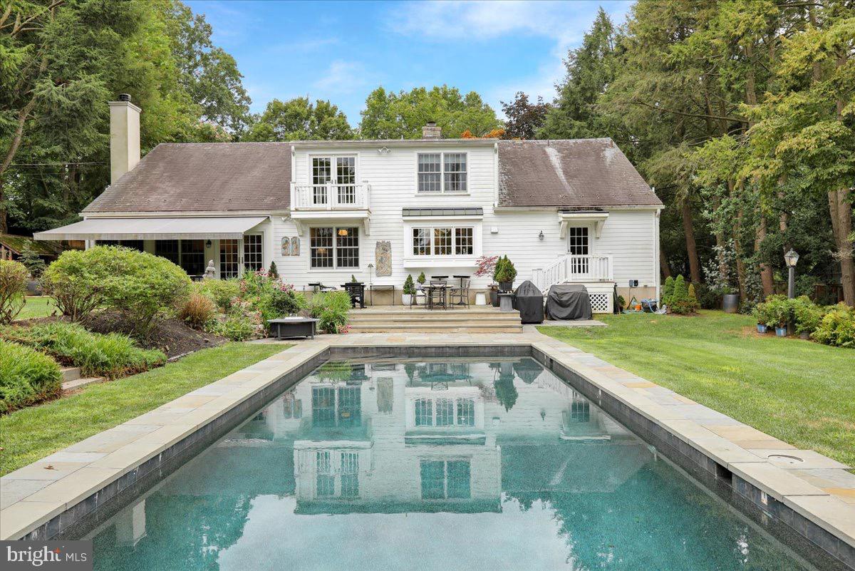 SCHOOL LANE HILLS - Residential