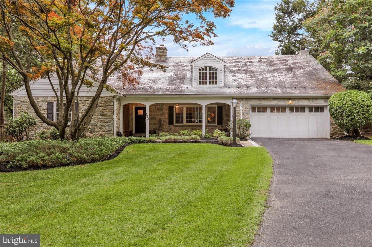 1425 CENTER ROAD