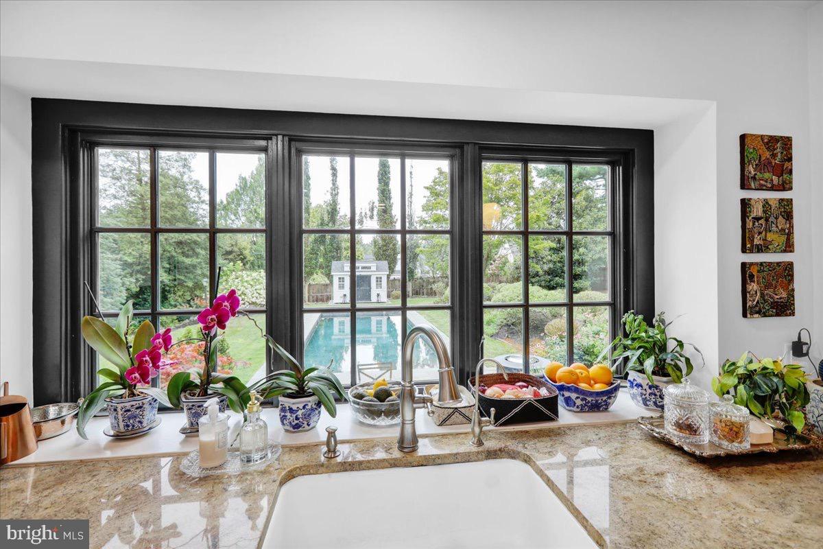 SCHOOL LANE HILLS - Residential