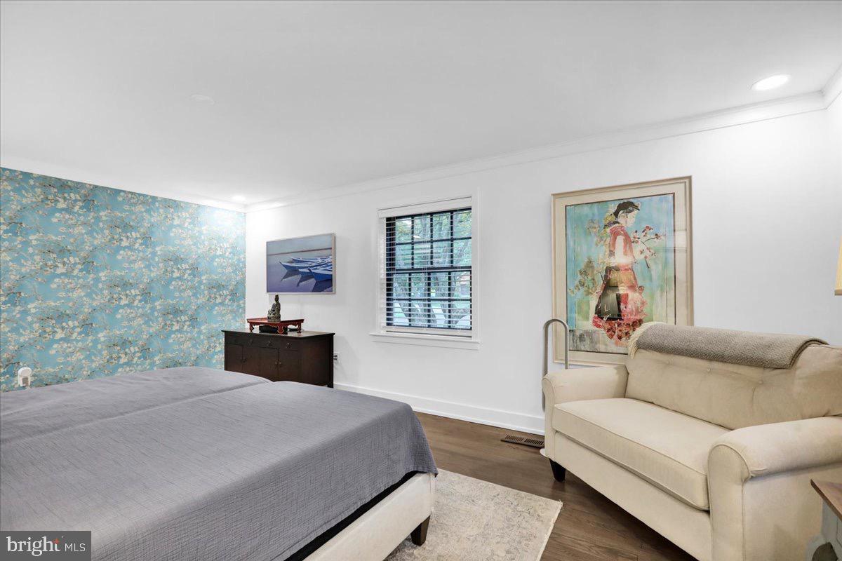 SCHOOL LANE HILLS - Residential