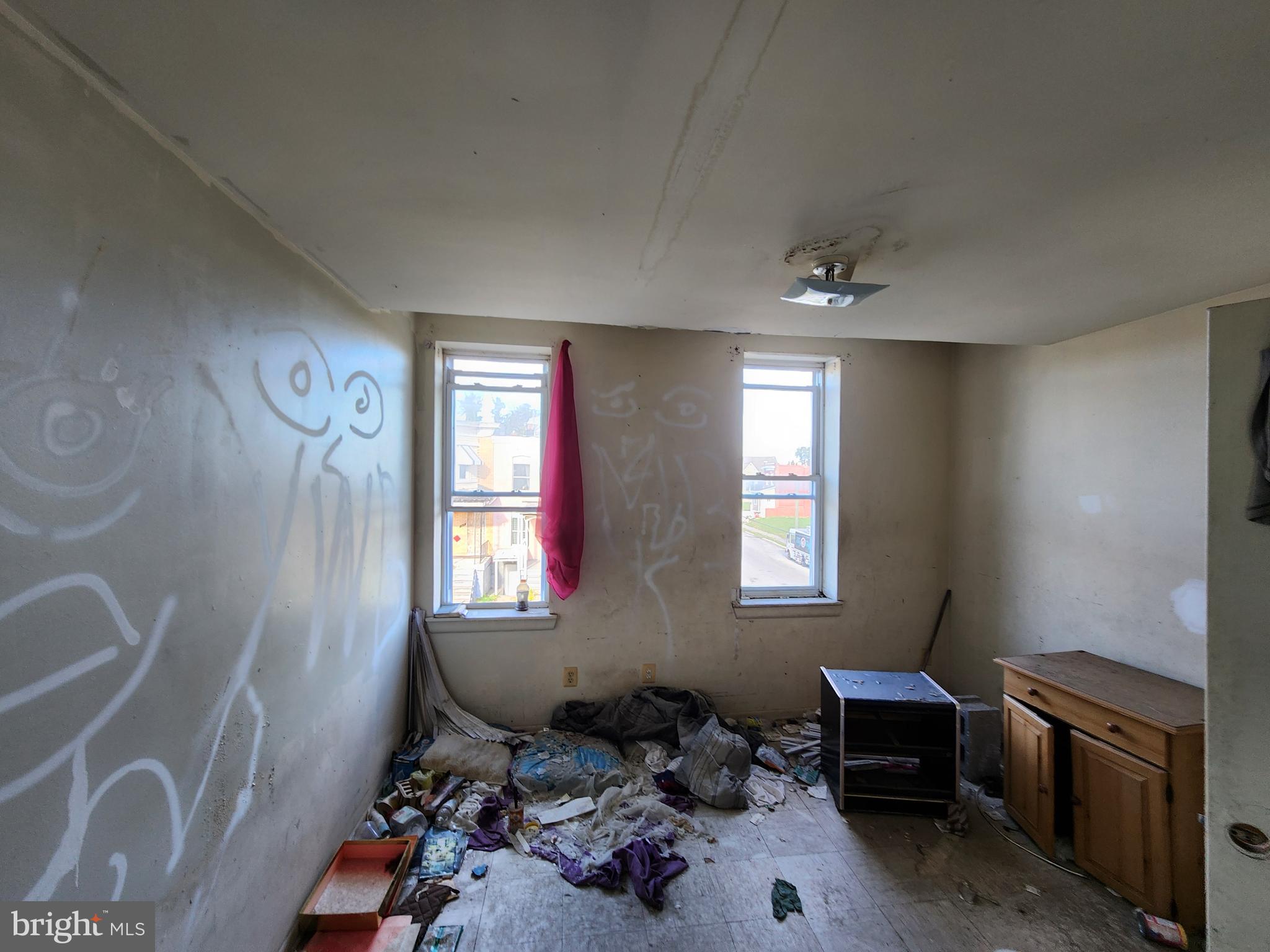EAST BALTIMORE MIDWAY - Residential