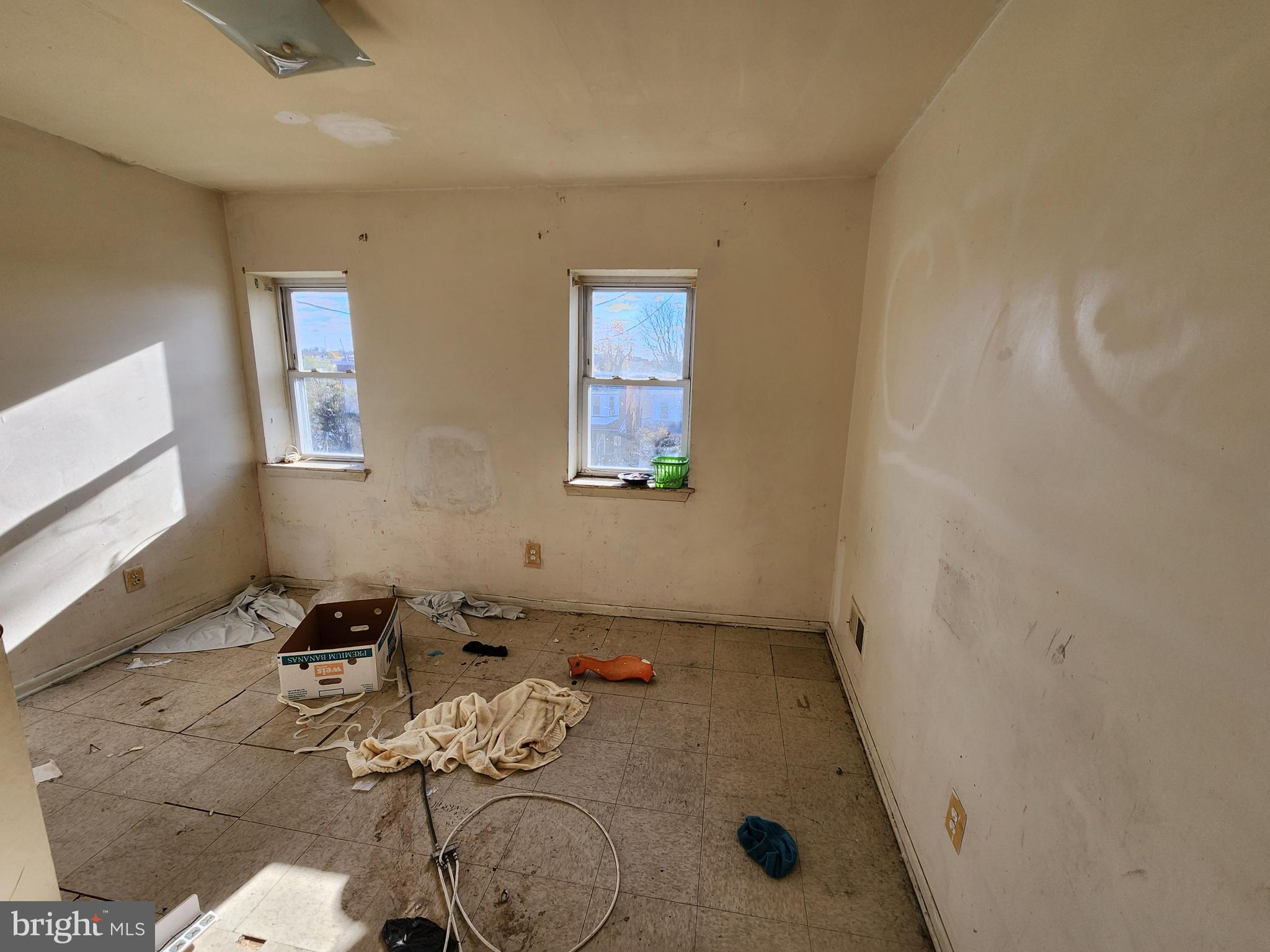 EAST BALTIMORE MIDWAY - Residential