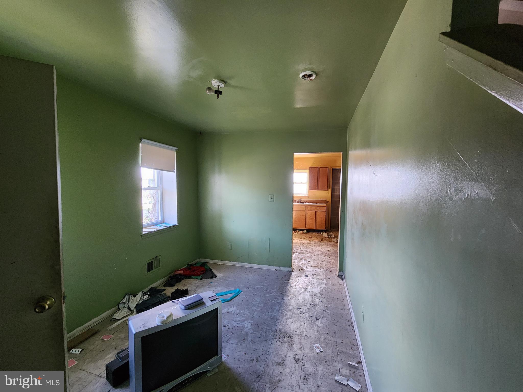 EAST BALTIMORE MIDWAY - Residential