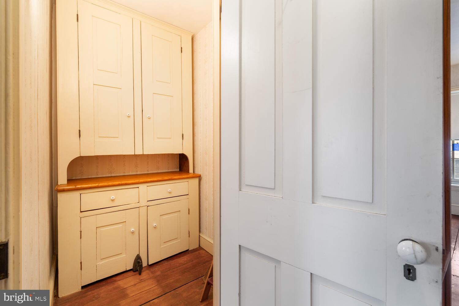 GERMANTOWN (WEST) - Residential