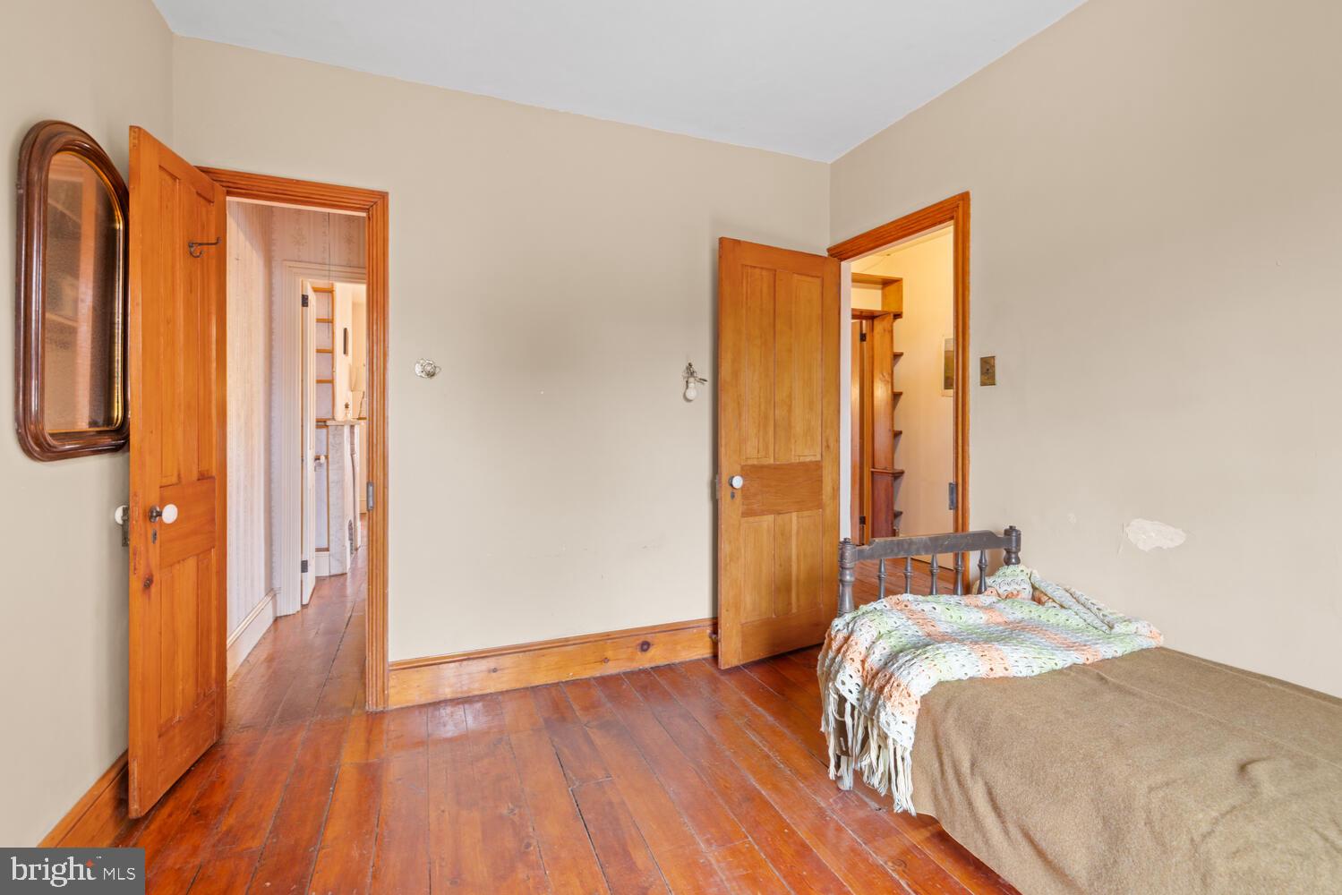 GERMANTOWN (WEST) - Residential