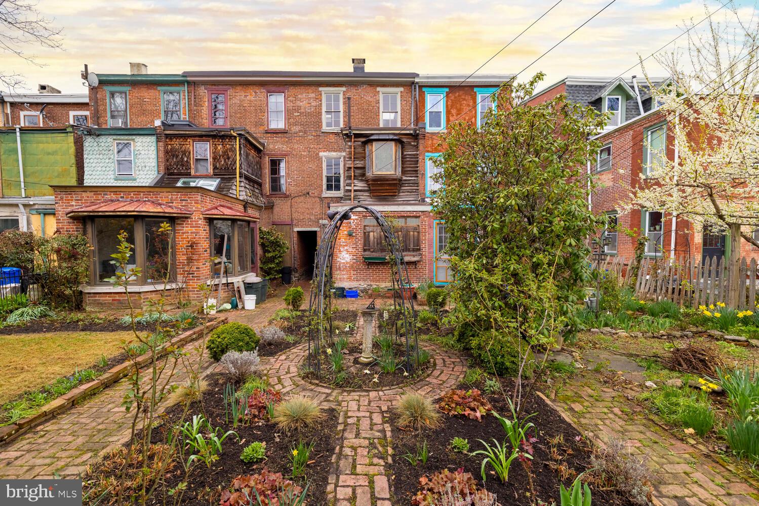 GERMANTOWN (WEST) - Residential