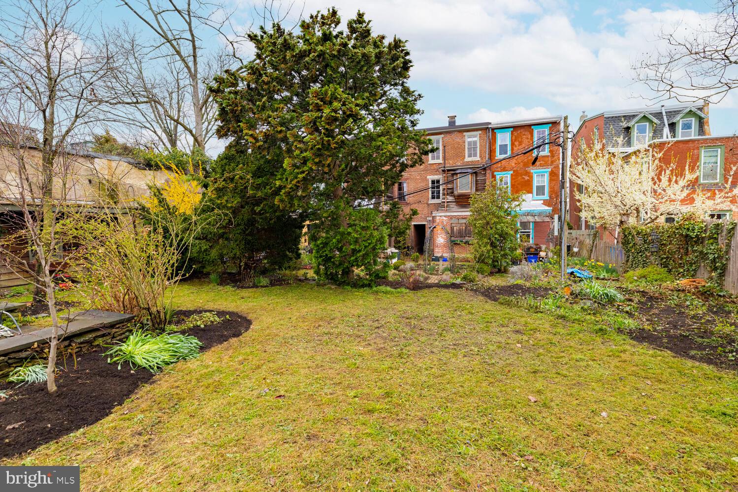 GERMANTOWN (WEST) - Residential