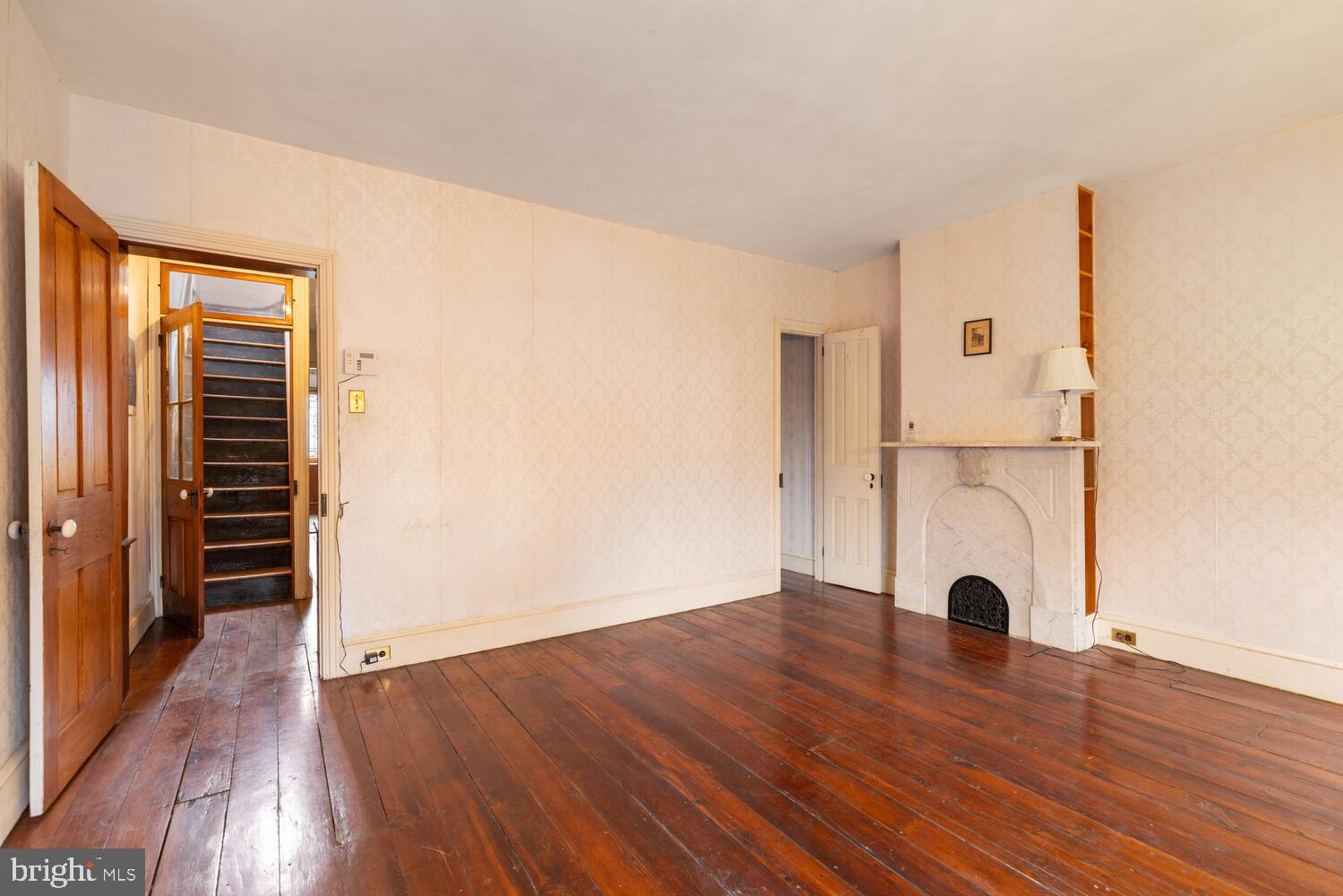 GERMANTOWN (WEST) - Residential