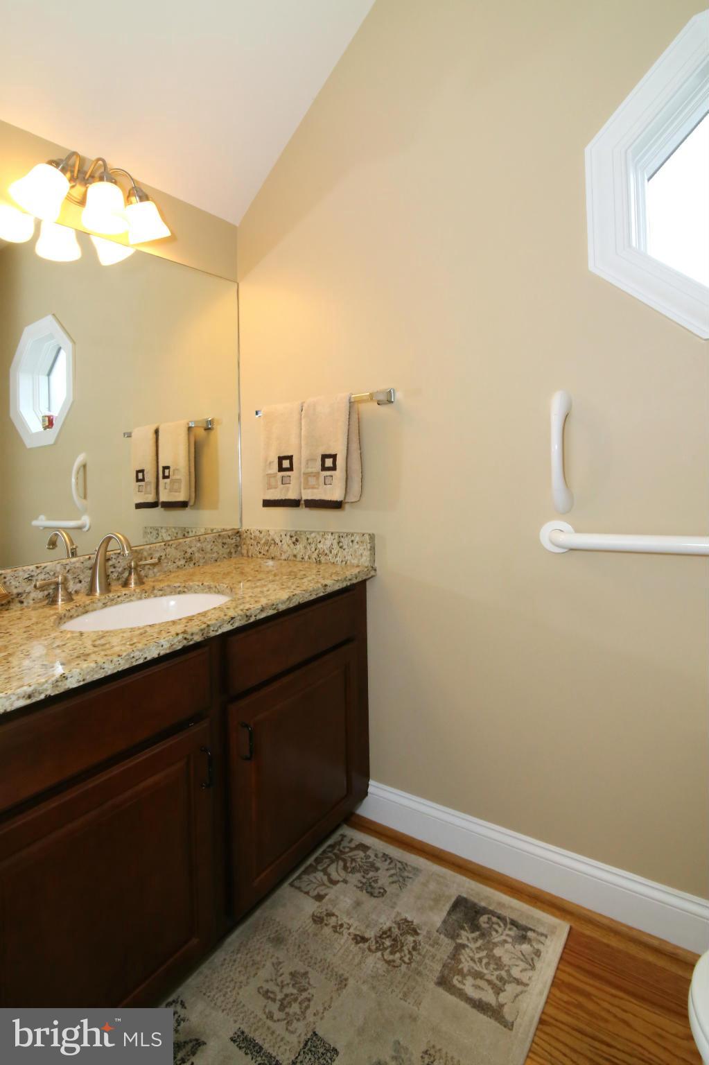 OCCOQUAN TOWN - Residential Lease