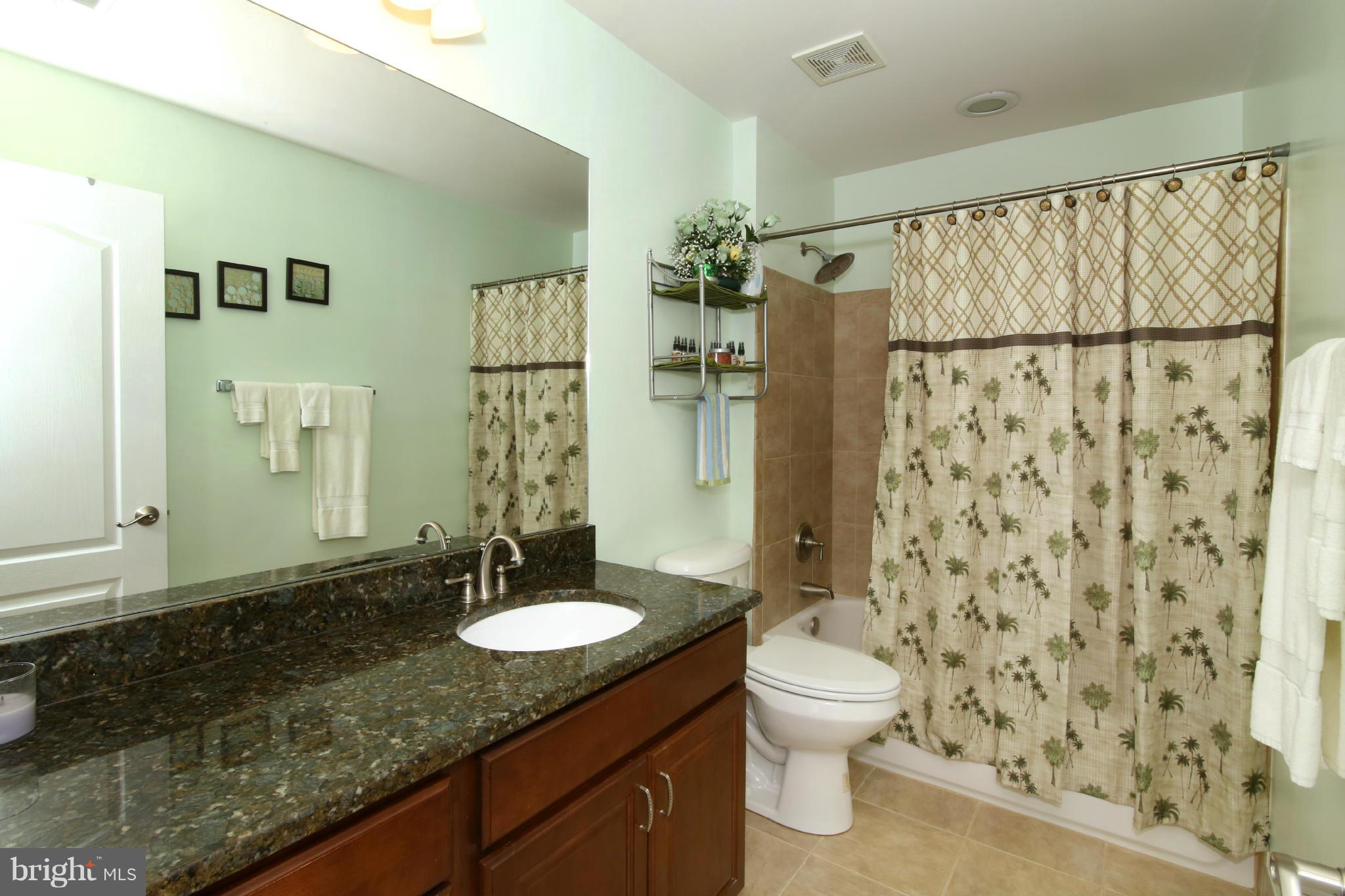 OCCOQUAN TOWN - Residential Lease