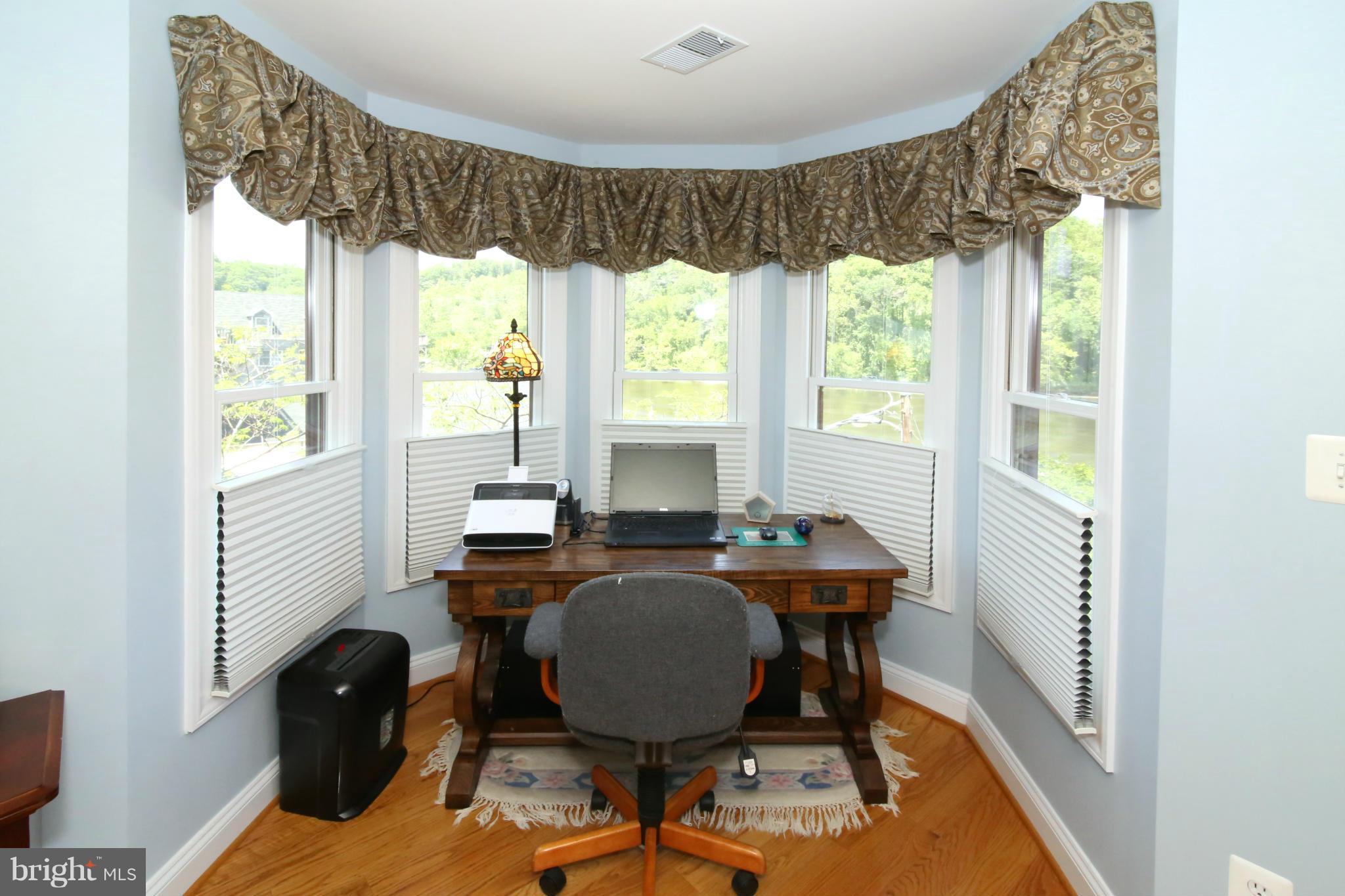 OCCOQUAN TOWN - Residential Lease