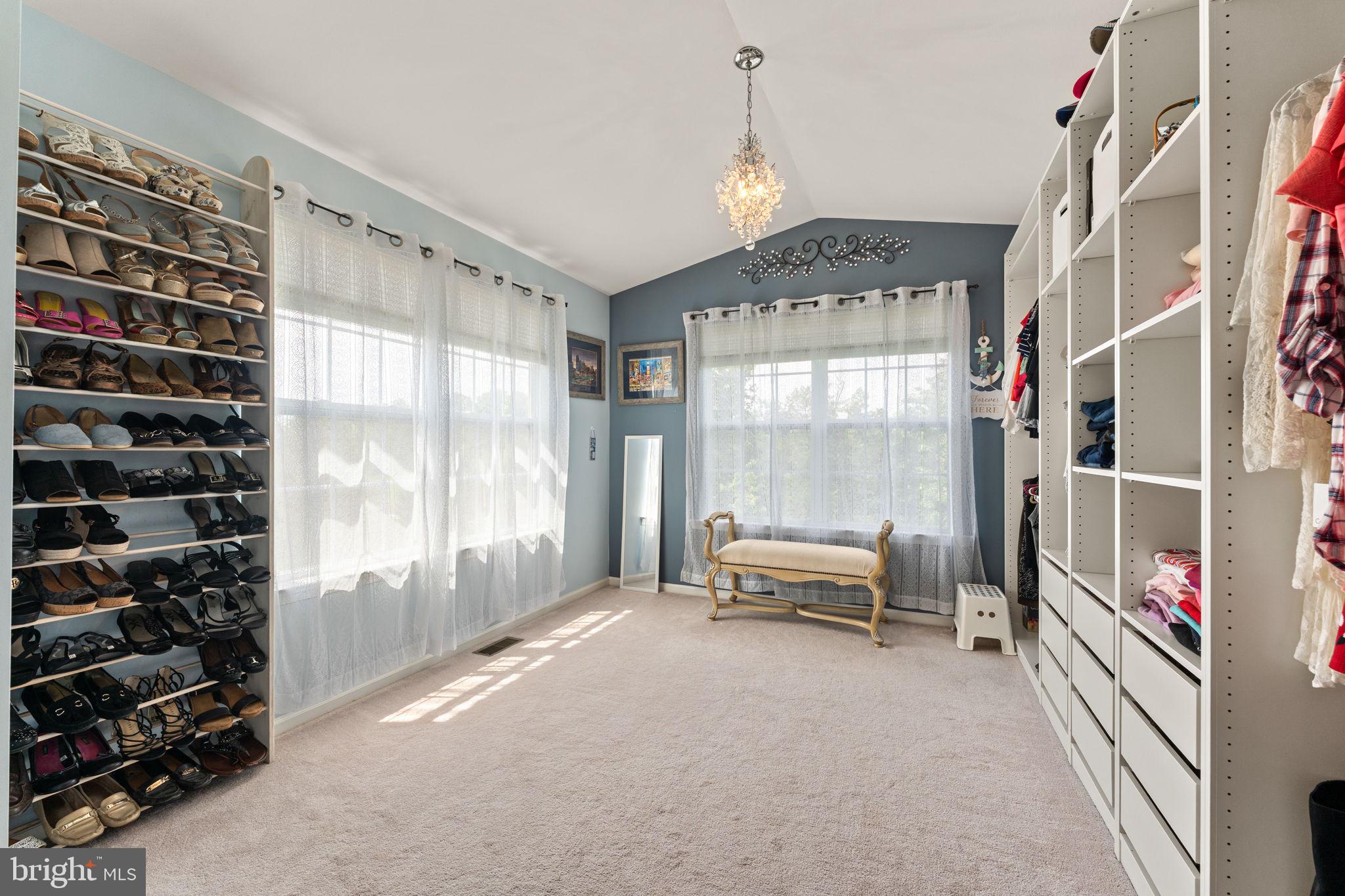 VILL AT COUNTRY VIEW - Residential