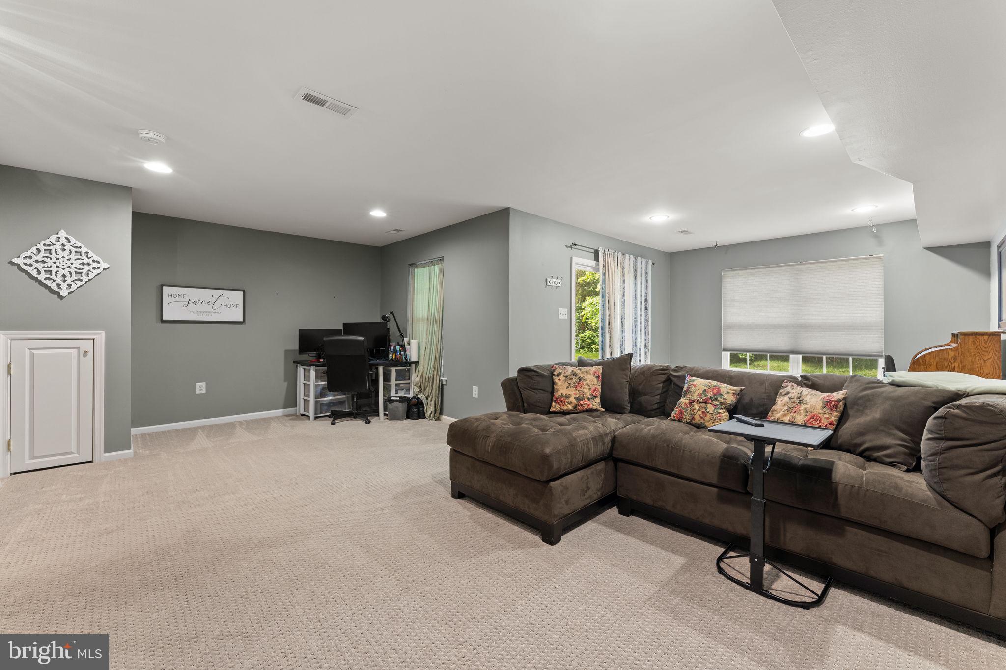 VILL AT COUNTRY VIEW - Residential