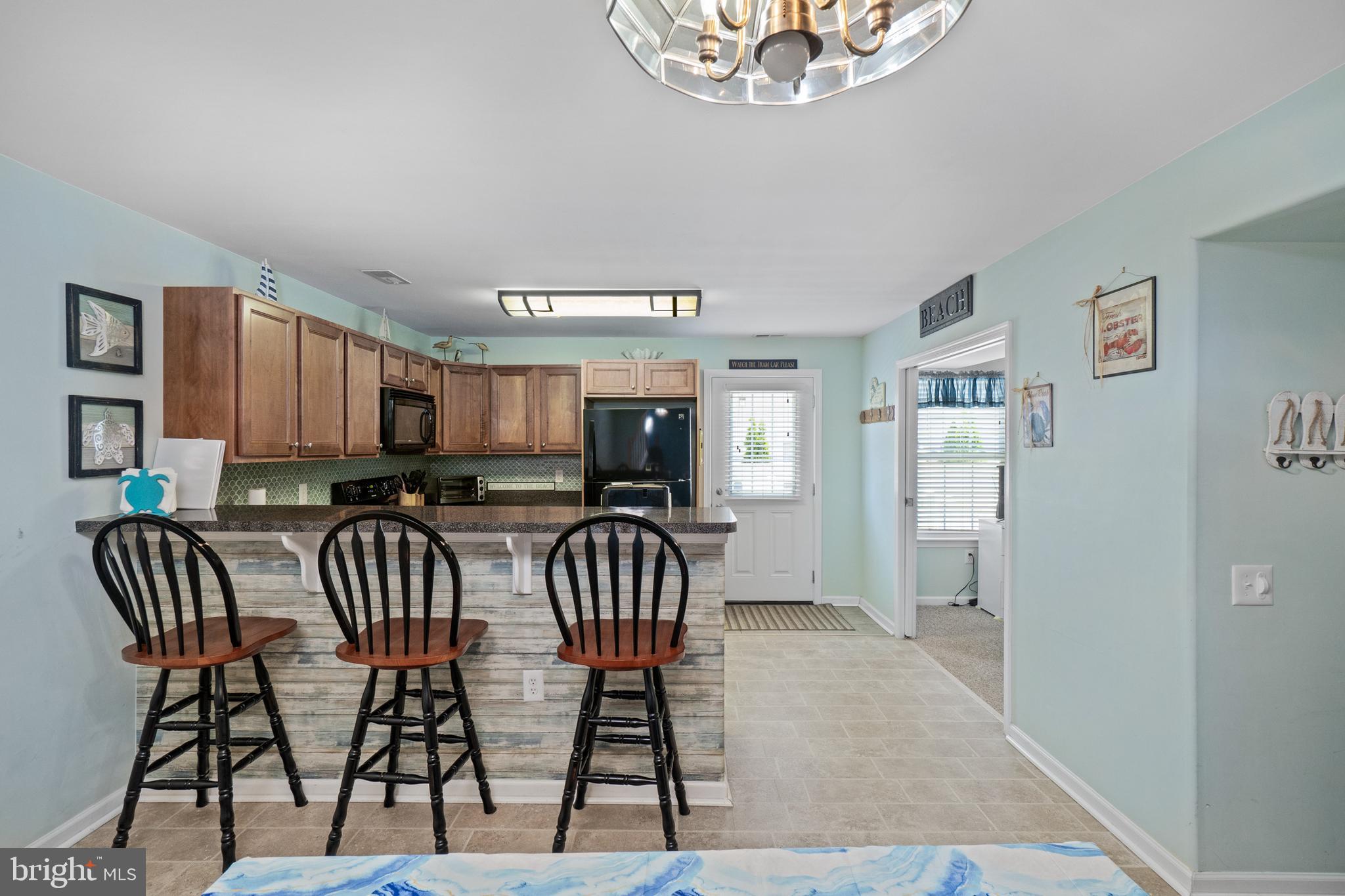 309 E POPLAR AVENUE 102