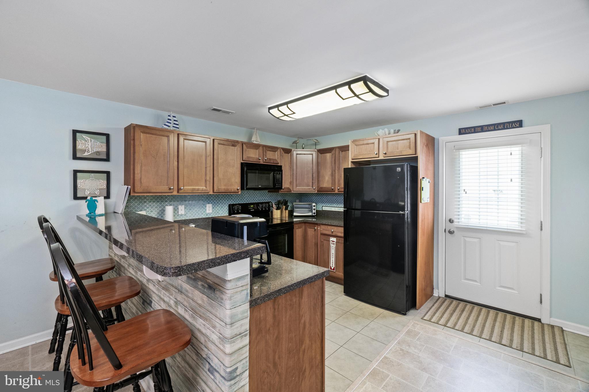 309 E POPLAR AVENUE 102
