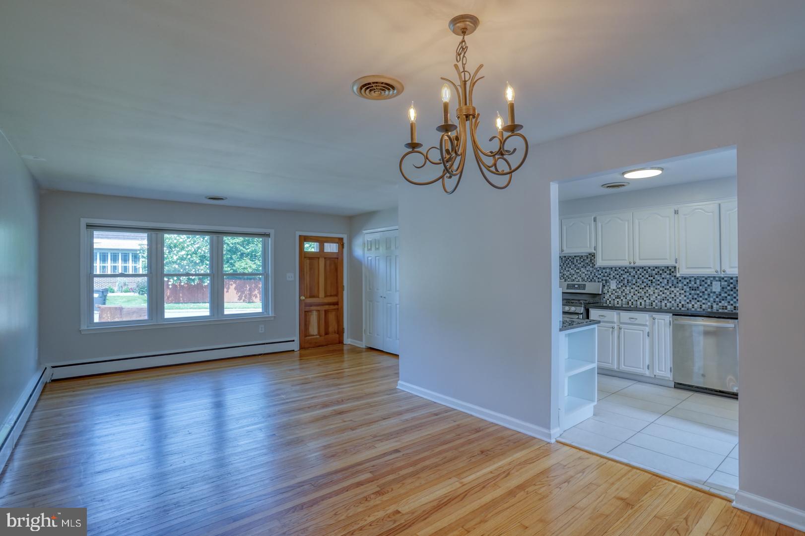 104 S WOODWARD AVENUE