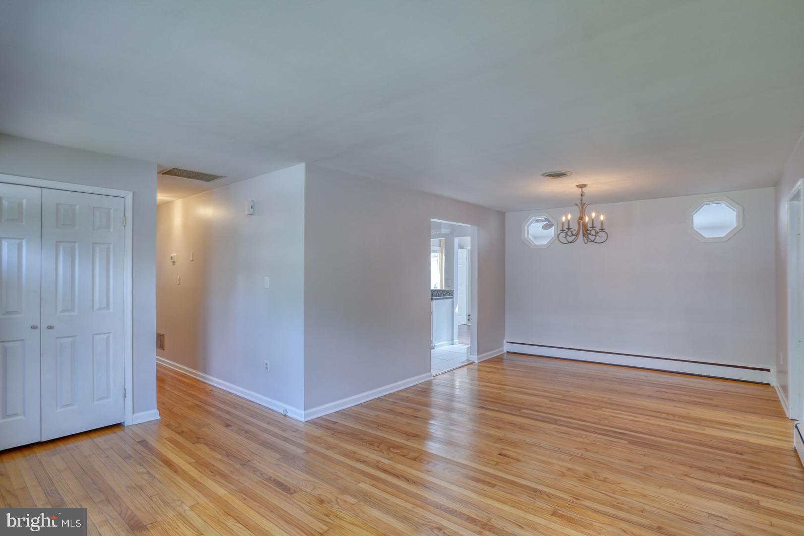 104 S WOODWARD AVENUE