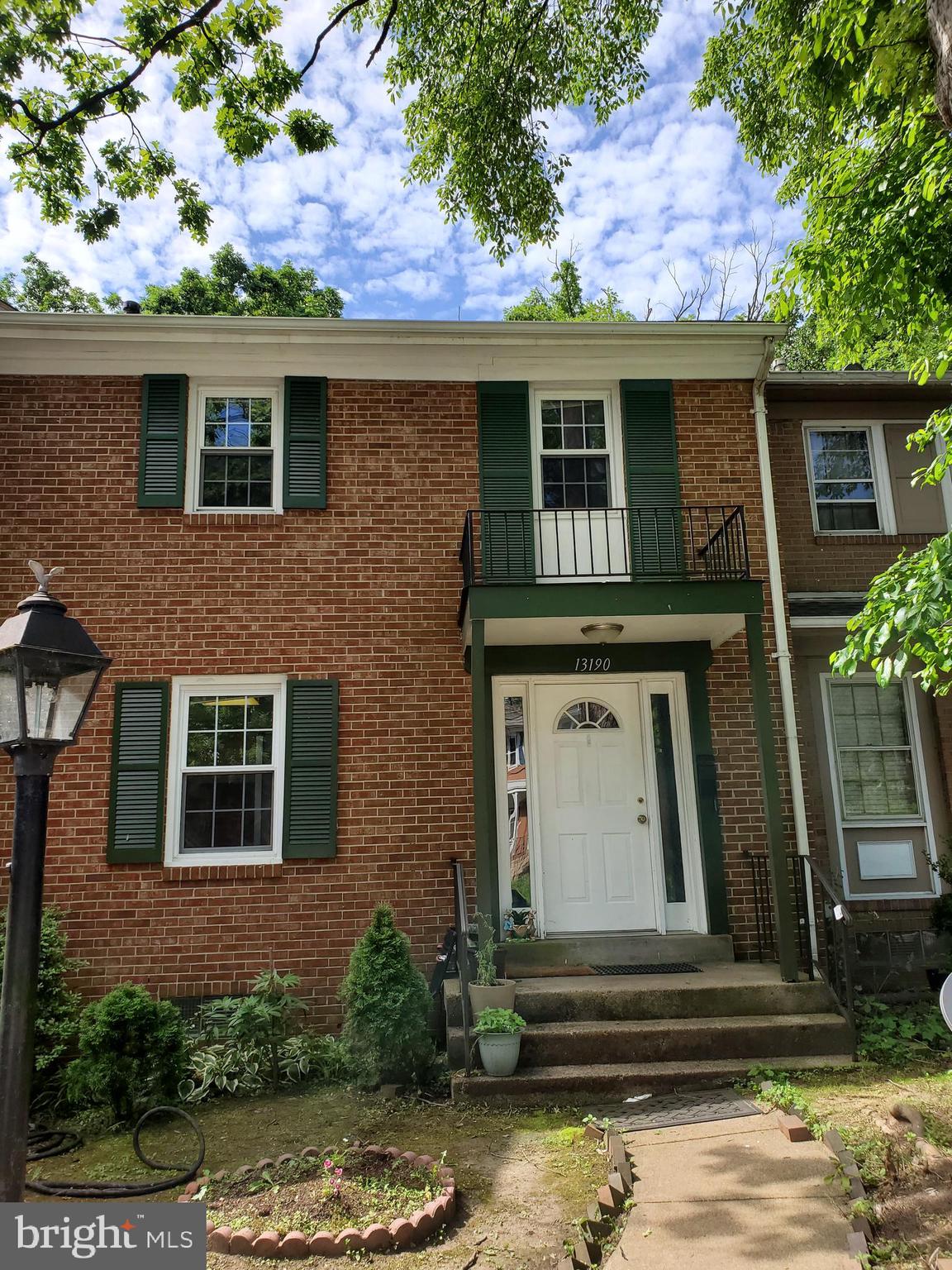 GREENWICH HILL - Residential