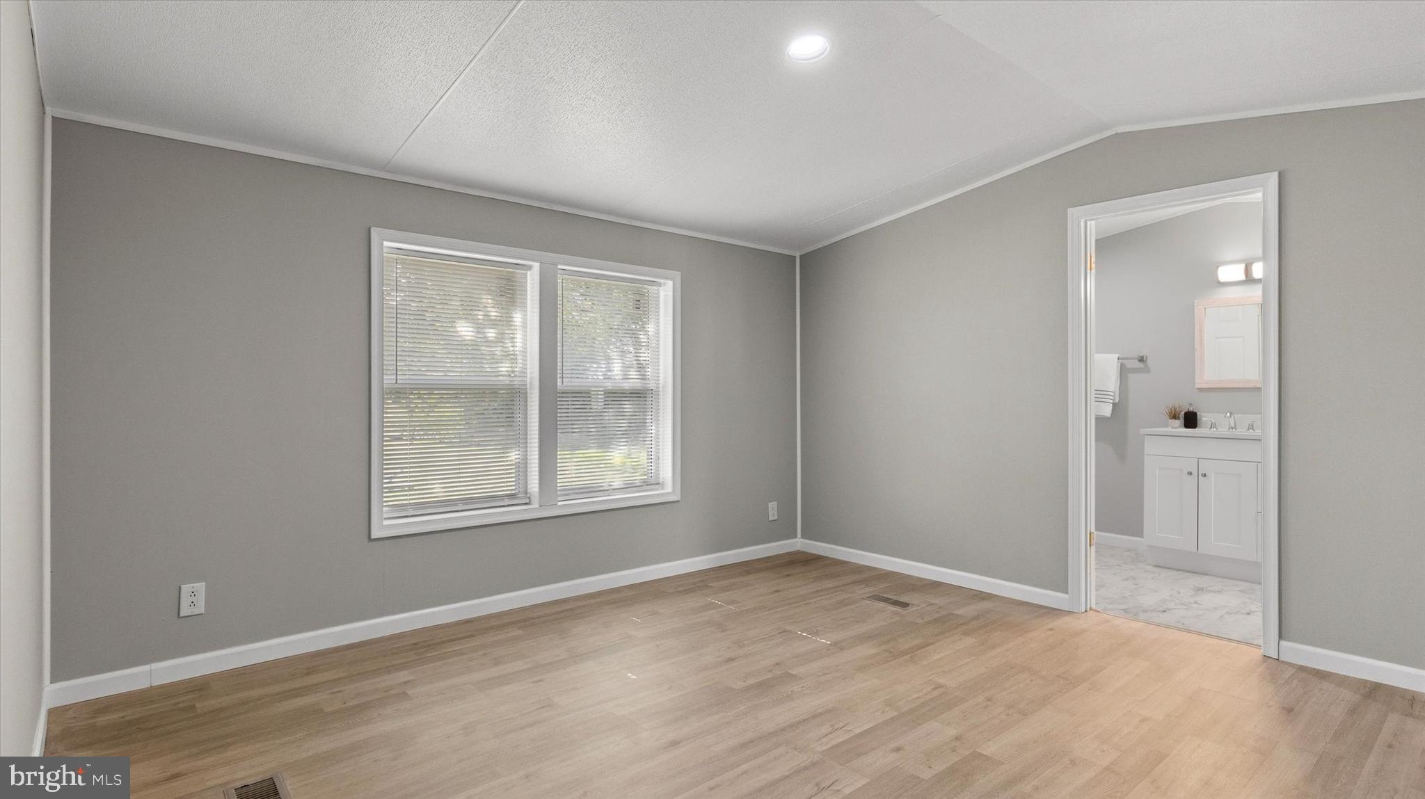 CEDAR MANOR MHP - Residential