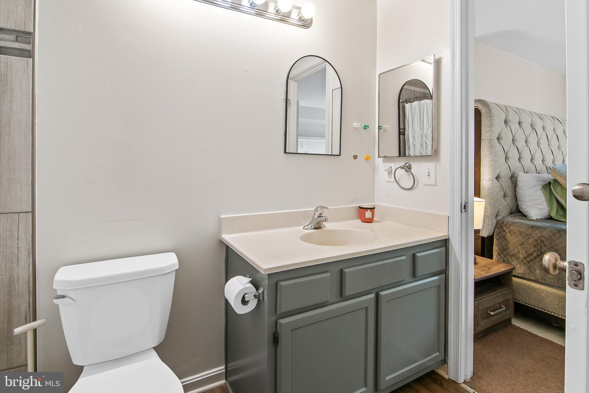 CLOVERLEAF TOWNHOUSES - Residential